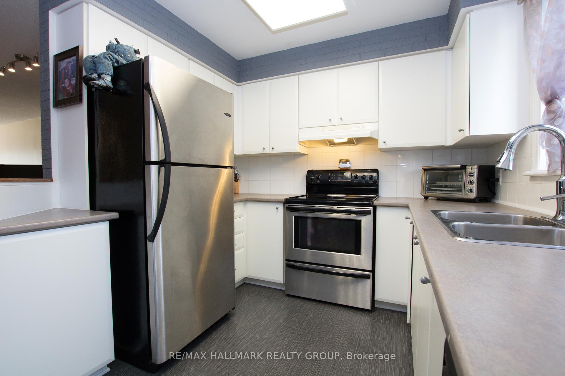 Photo 9 of 1683 Blohm Drive, Ottawa, Hunt Club Park — HOMEH