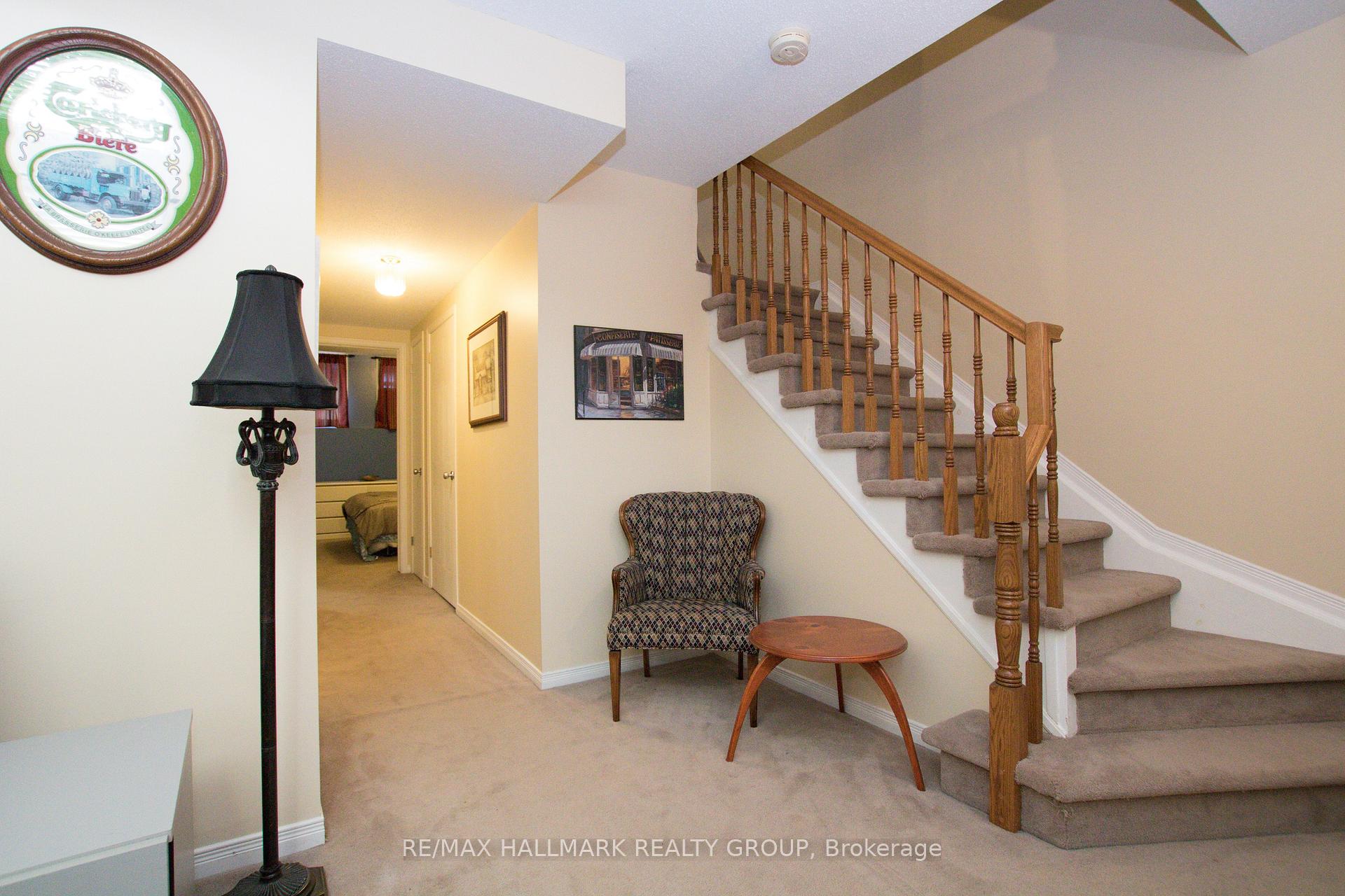Photo 17 of 1683 Blohm Drive, Ottawa, Hunt Club Park — HOMEH