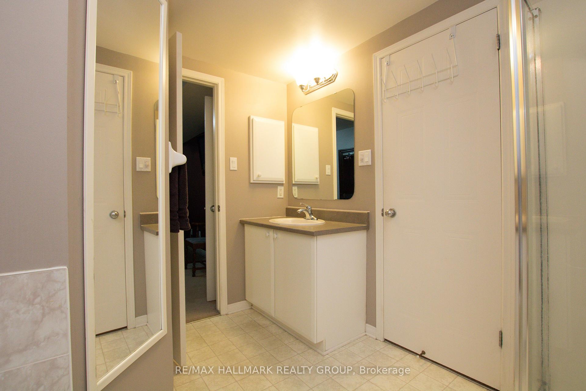 Photo 20 of 1683 Blohm Drive, Ottawa, Hunt Club Park — HOMEH