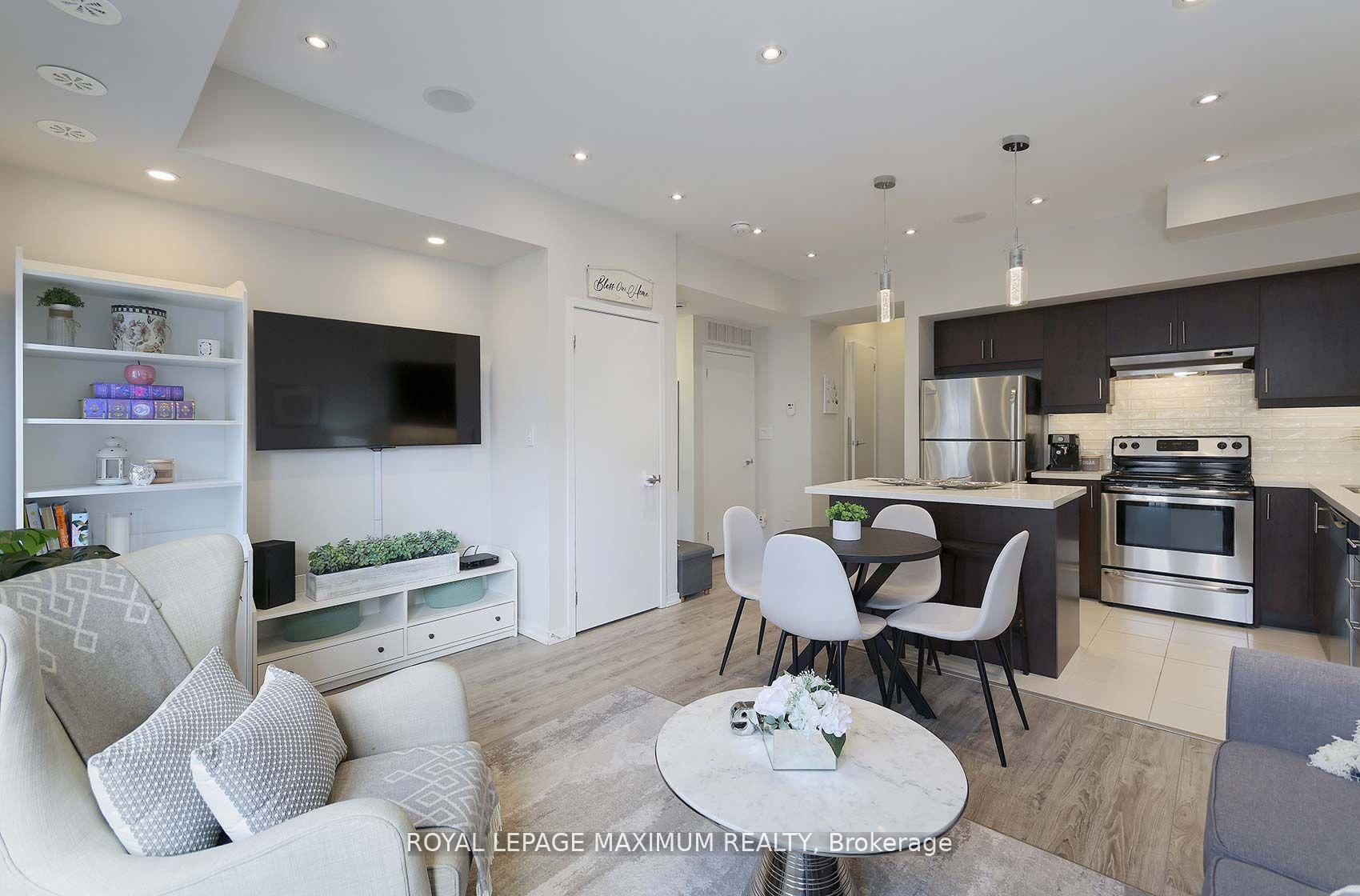 Photo 3 of Unit A16, 26 Bruce Street, Vaughan, East Woodbridge — HOMEH