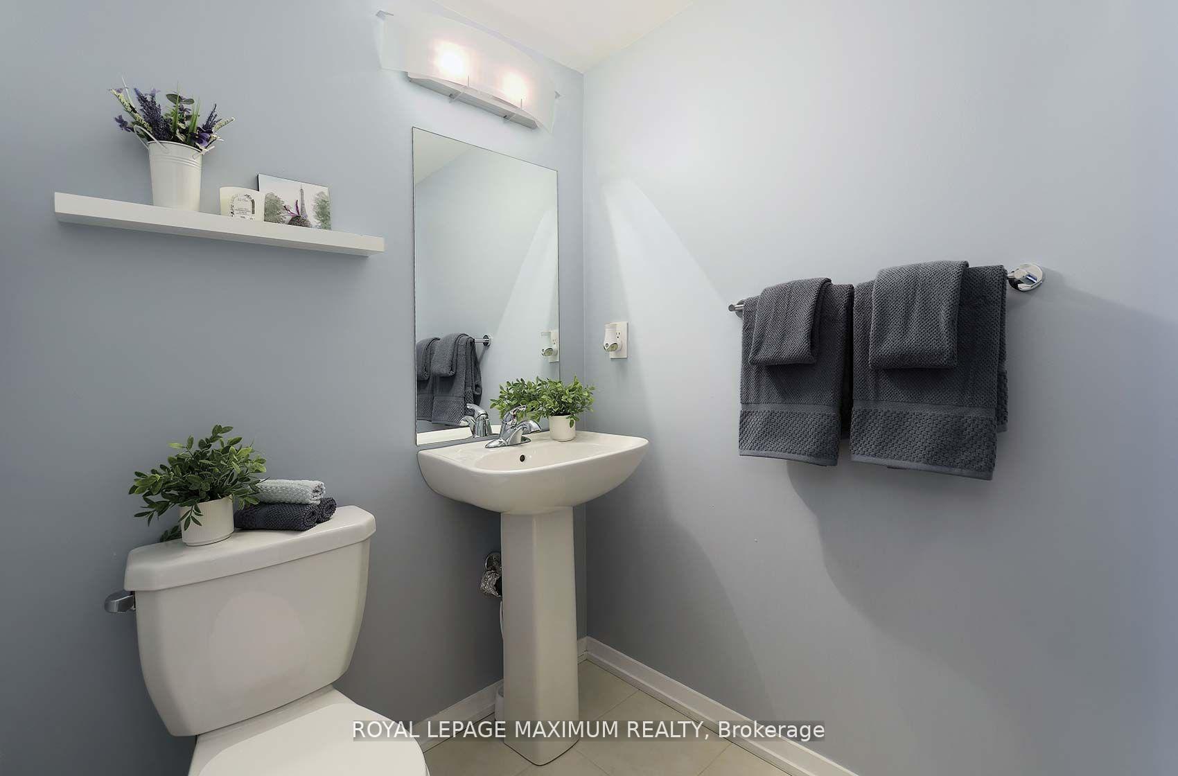 Photo 11 of Unit A16, 26 Bruce Street, Vaughan, East Woodbridge — HOMEH