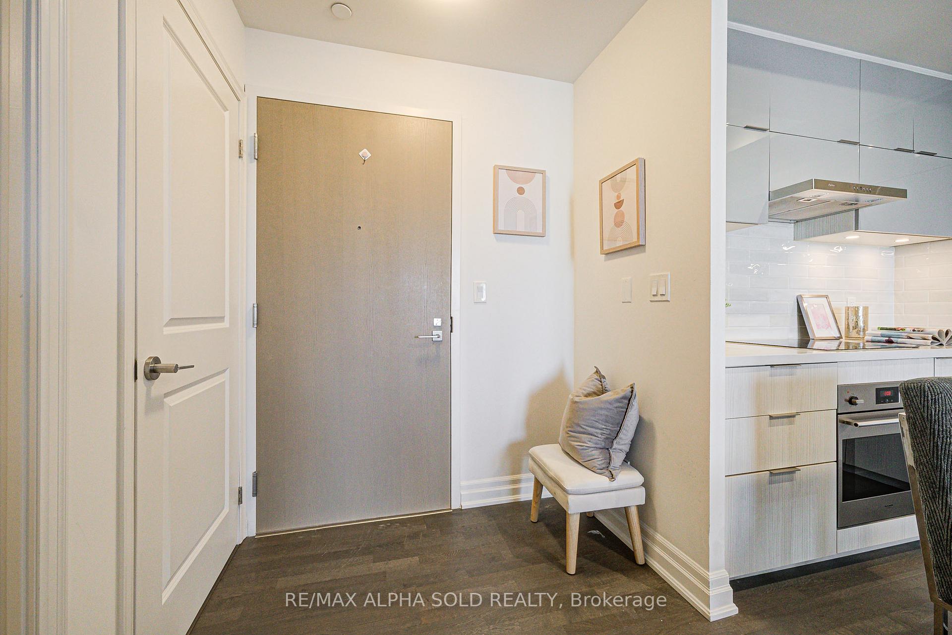 Photo 5 of Unit 1001, 10 Rouge Valley Drive W, Markham, Unionville — HOMEH