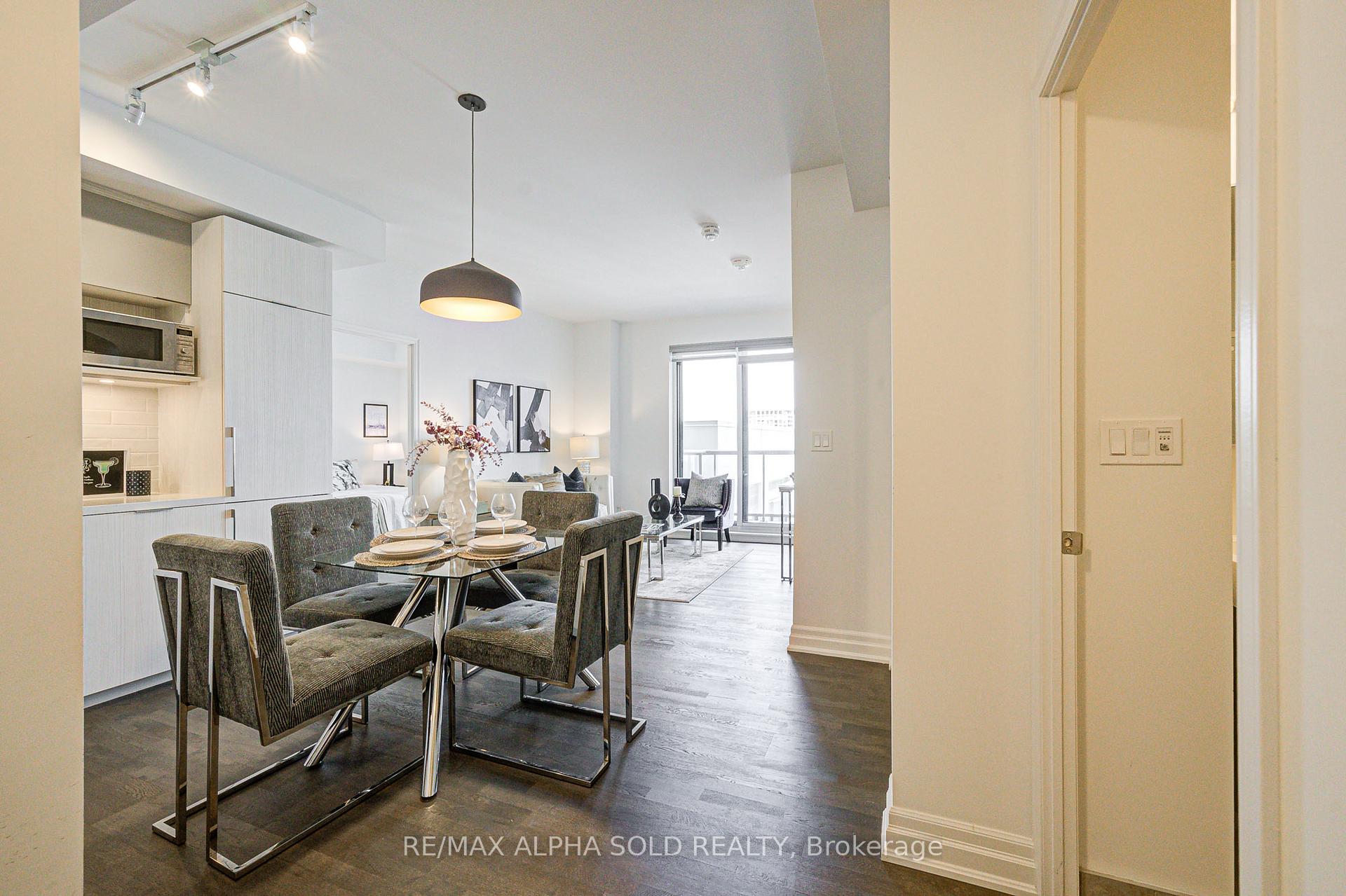 Photo 6 of Unit 1001, 10 Rouge Valley Drive W, Markham, Unionville — HOMEH