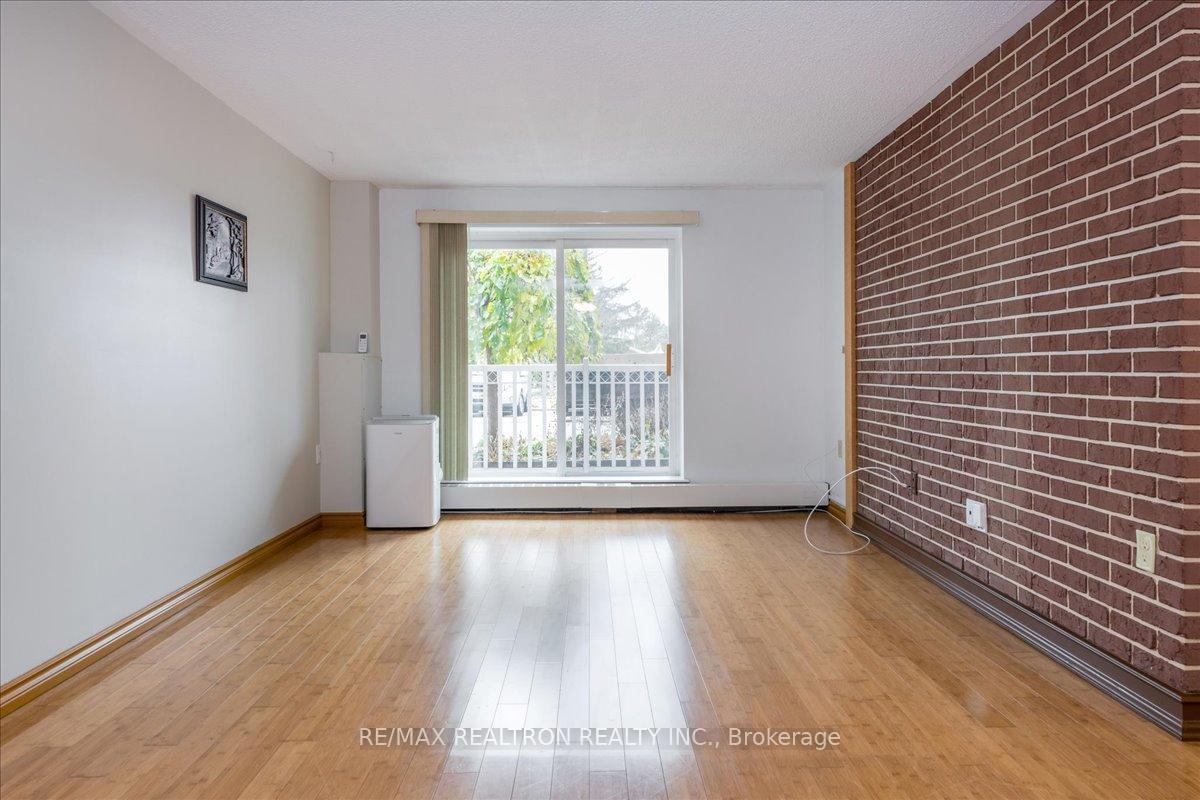 Photo 8 of Unit 103, 414 Blake Street, Barrie, Codrington — HOMEH