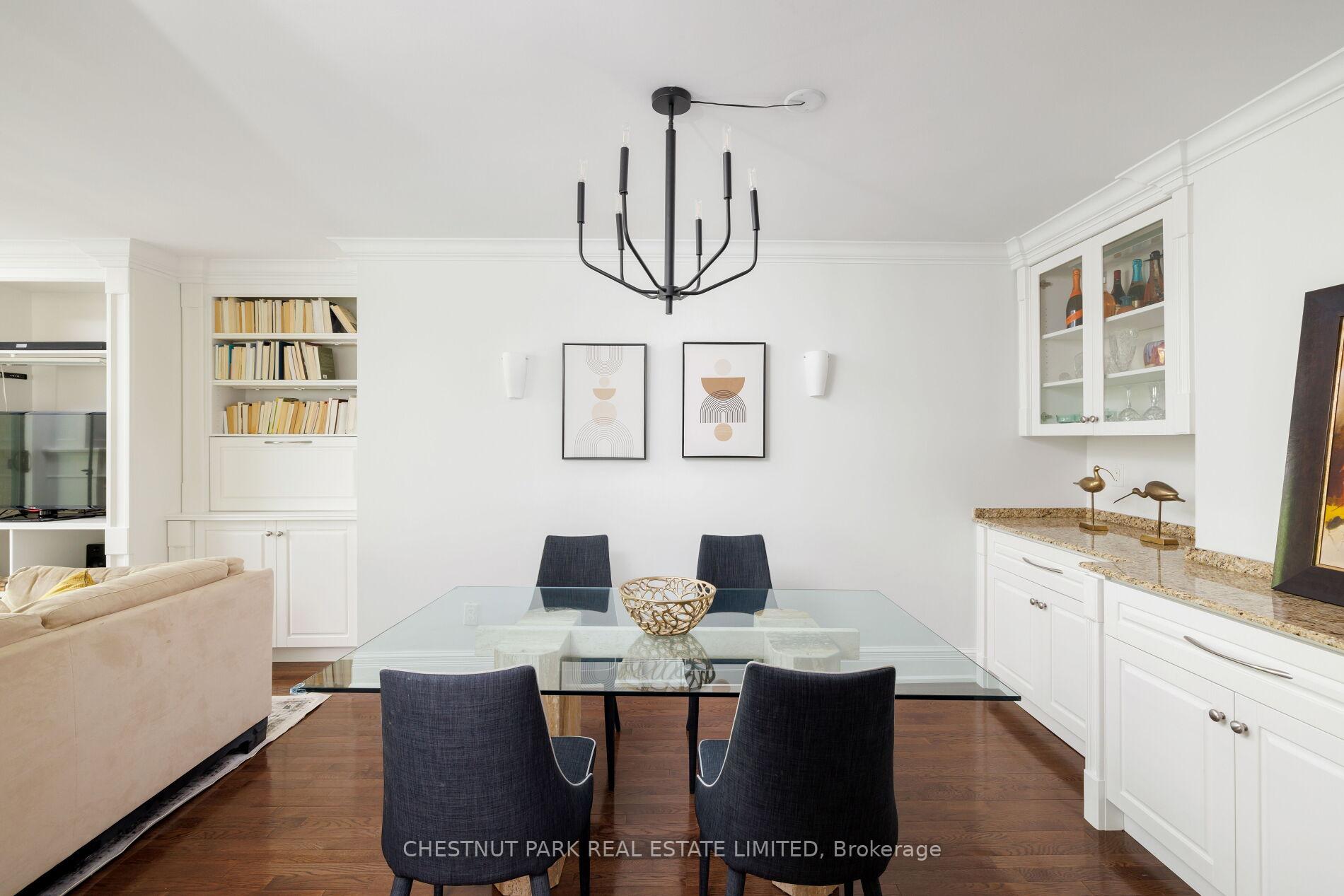 Photo 5 of Unit 304, 70 Montclair Avenue W, Toronto, Forest Hill South — HOMEH