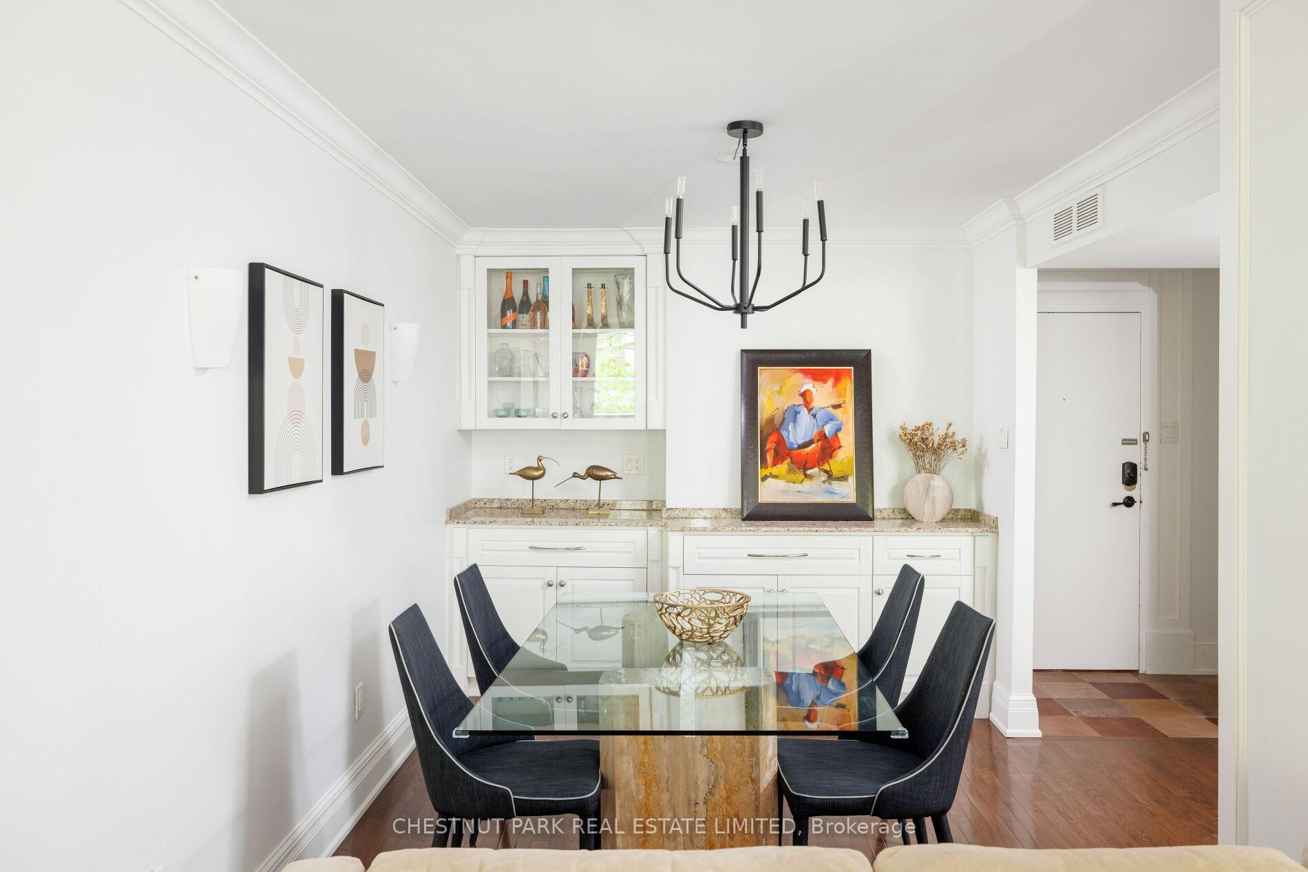 Photo 7 of Unit 304, 70 Montclair Avenue W, Toronto, Forest Hill South — HOMEH