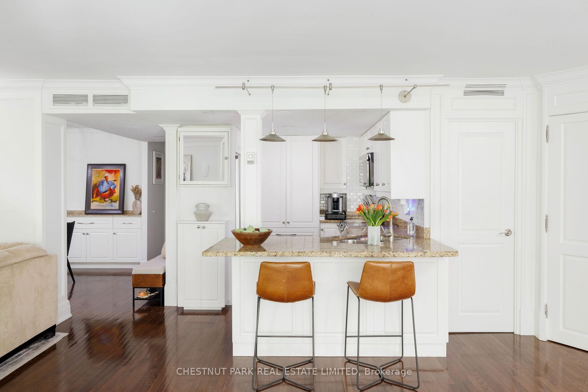 Photo 9 of Unit 304, 70 Montclair Avenue W, Toronto, Forest Hill South — HOMEH