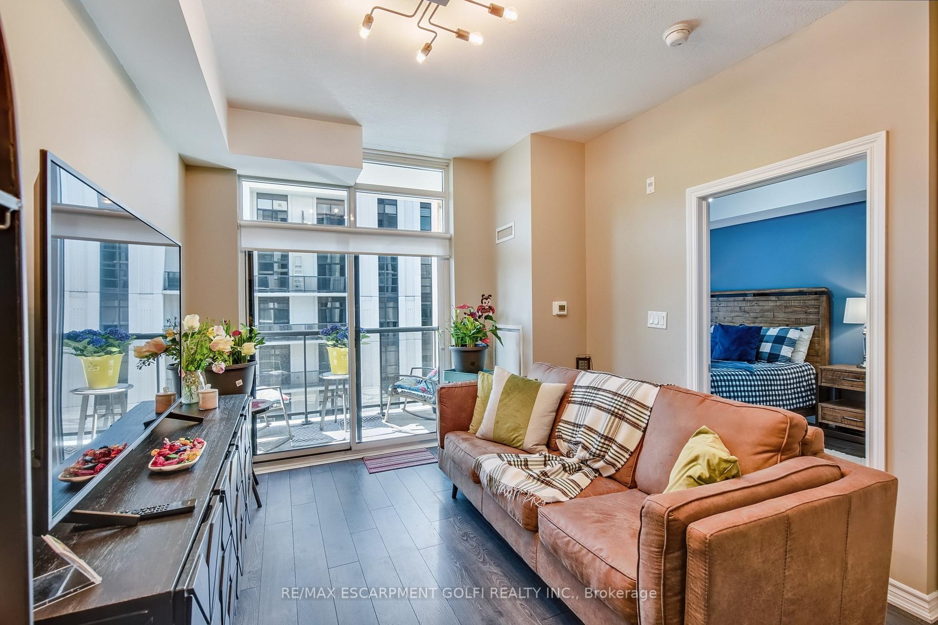 Photo 19 of Unit 810, 85 Robinson Street, Hamilton, Durand — HOMEH