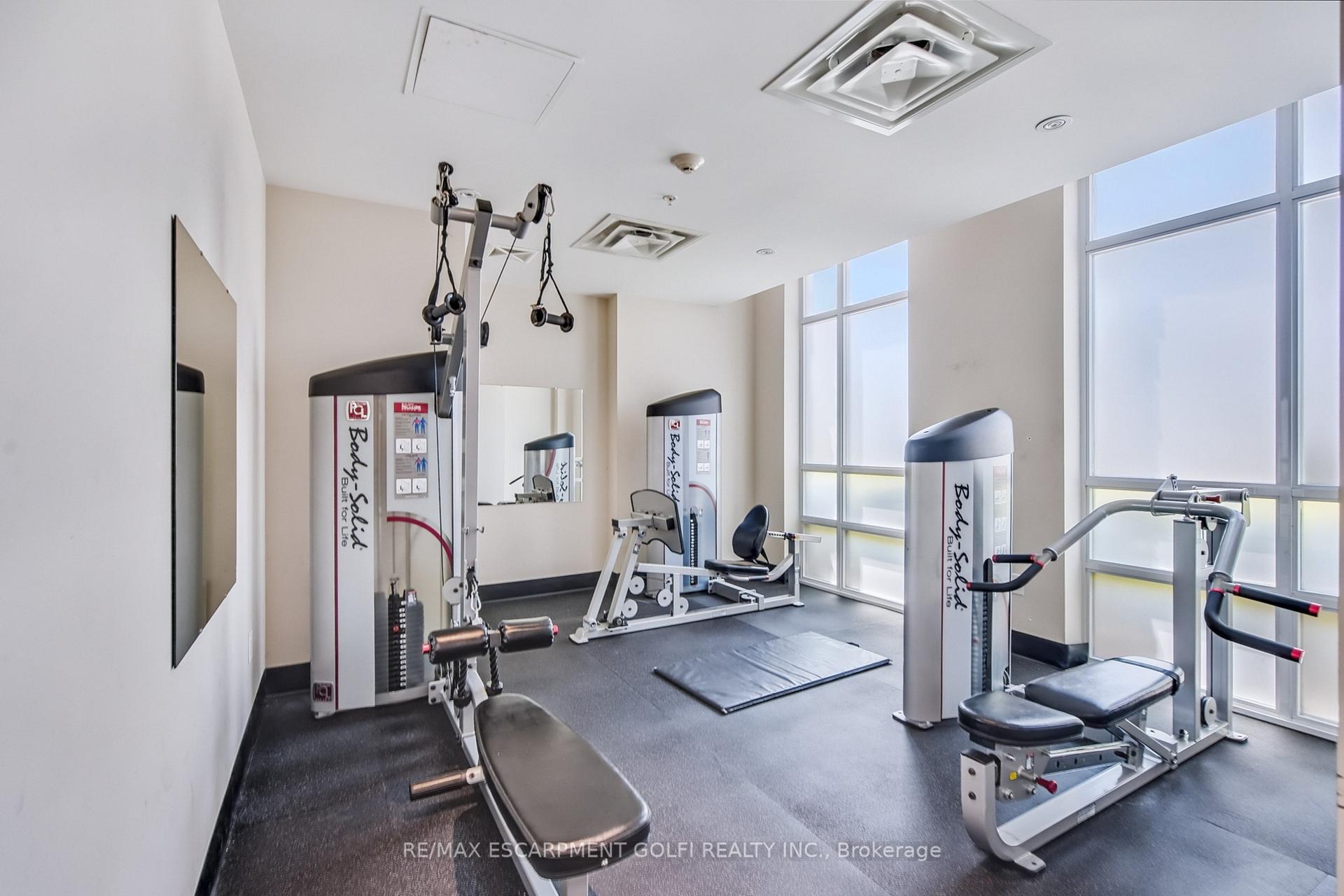 Photo 32 of Unit 810, 85 Robinson Street, Hamilton, Durand — HOMEH