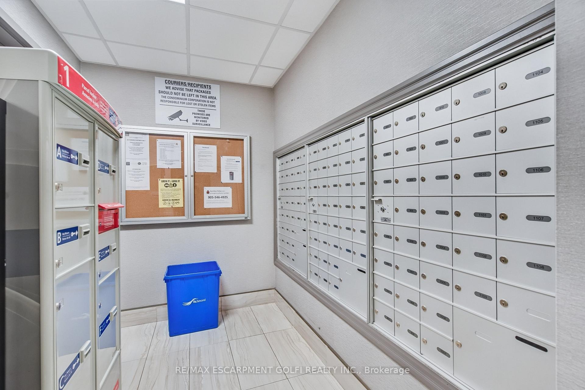 Photo 40 of Unit 810, 85 Robinson Street, Hamilton, Durand — HOMEH