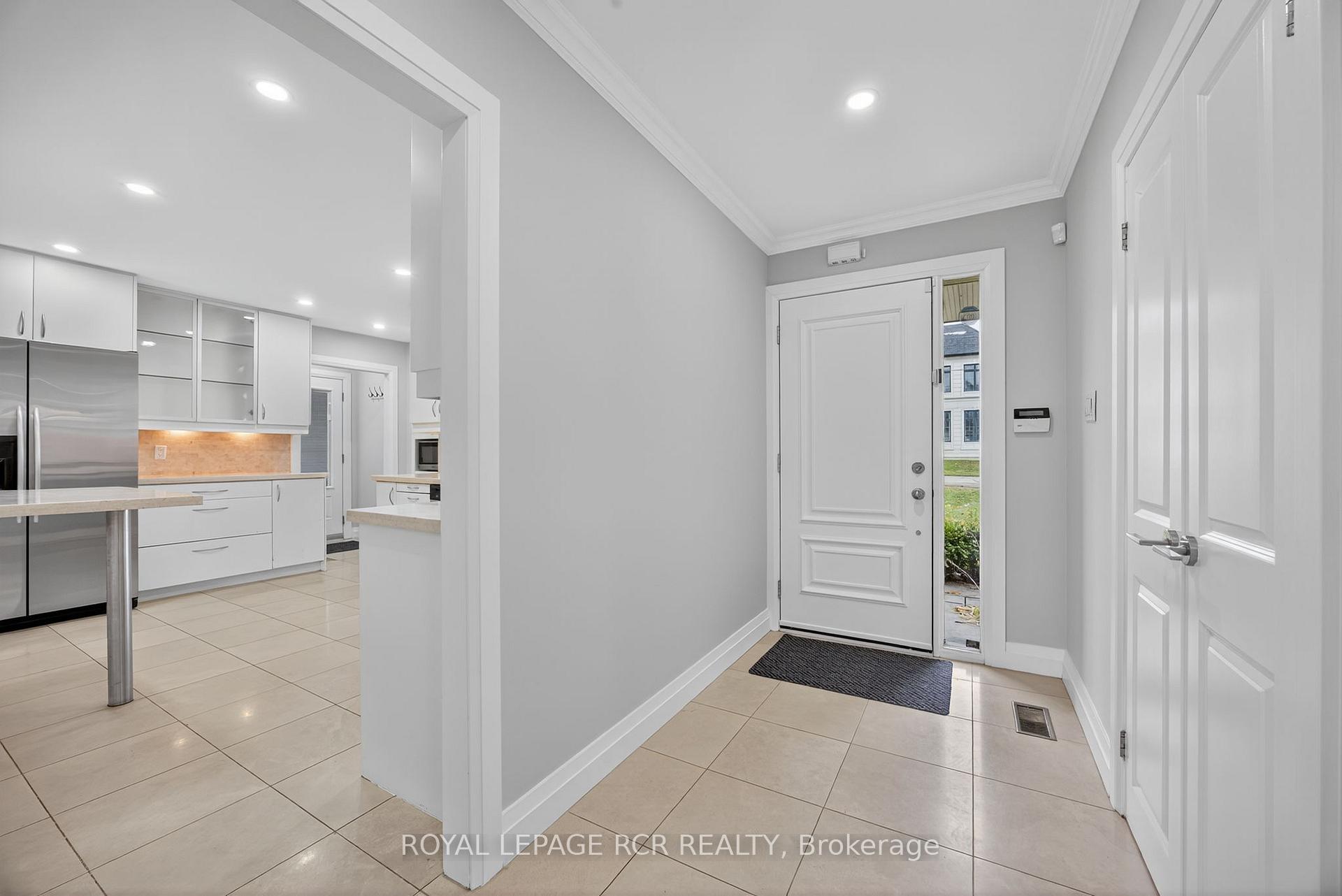 Photo 6 of 52 Elizabeth Drive, King, Nobleton — HOMEH