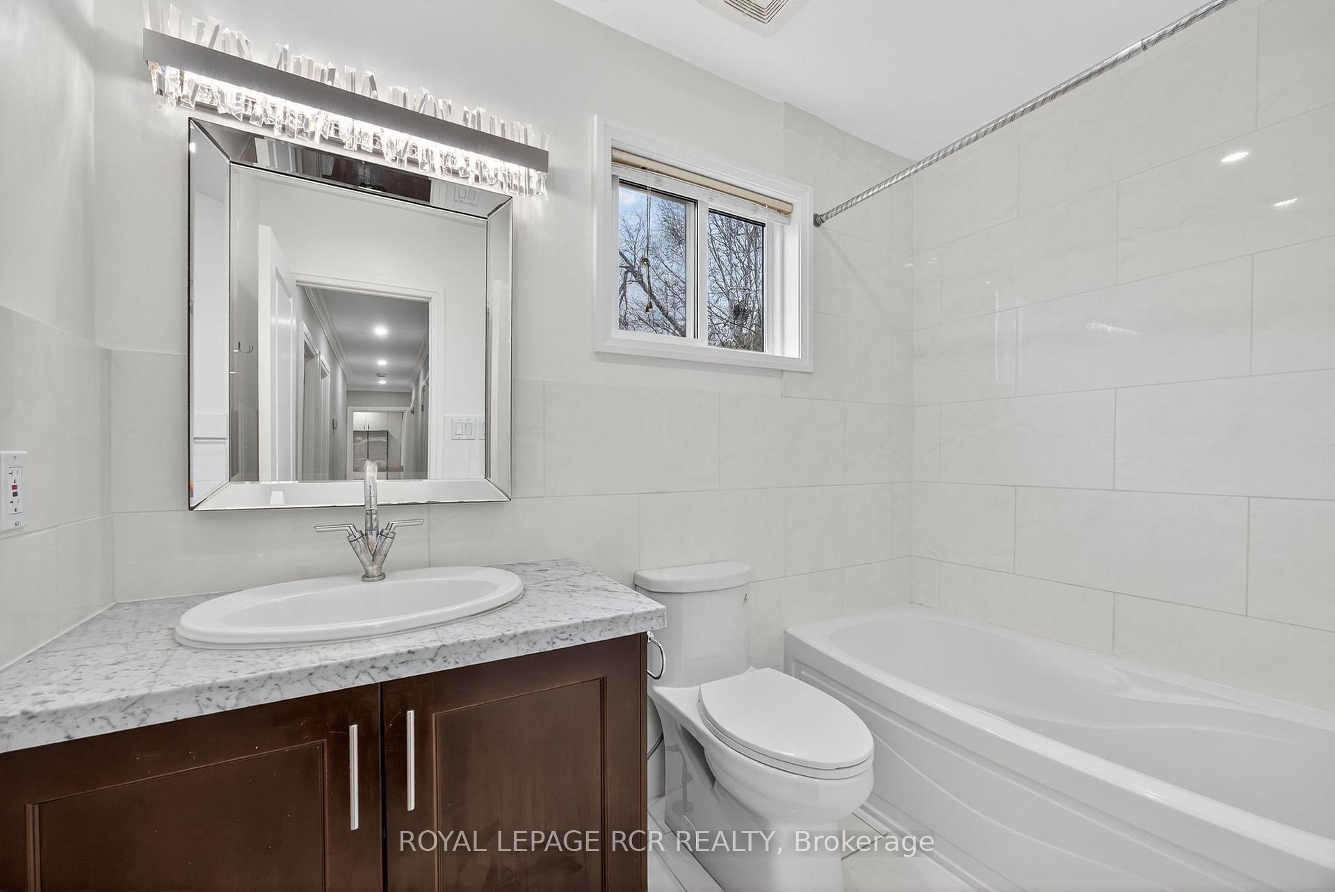 Photo 23 of 52 Elizabeth Drive, King, Nobleton — HOMEH