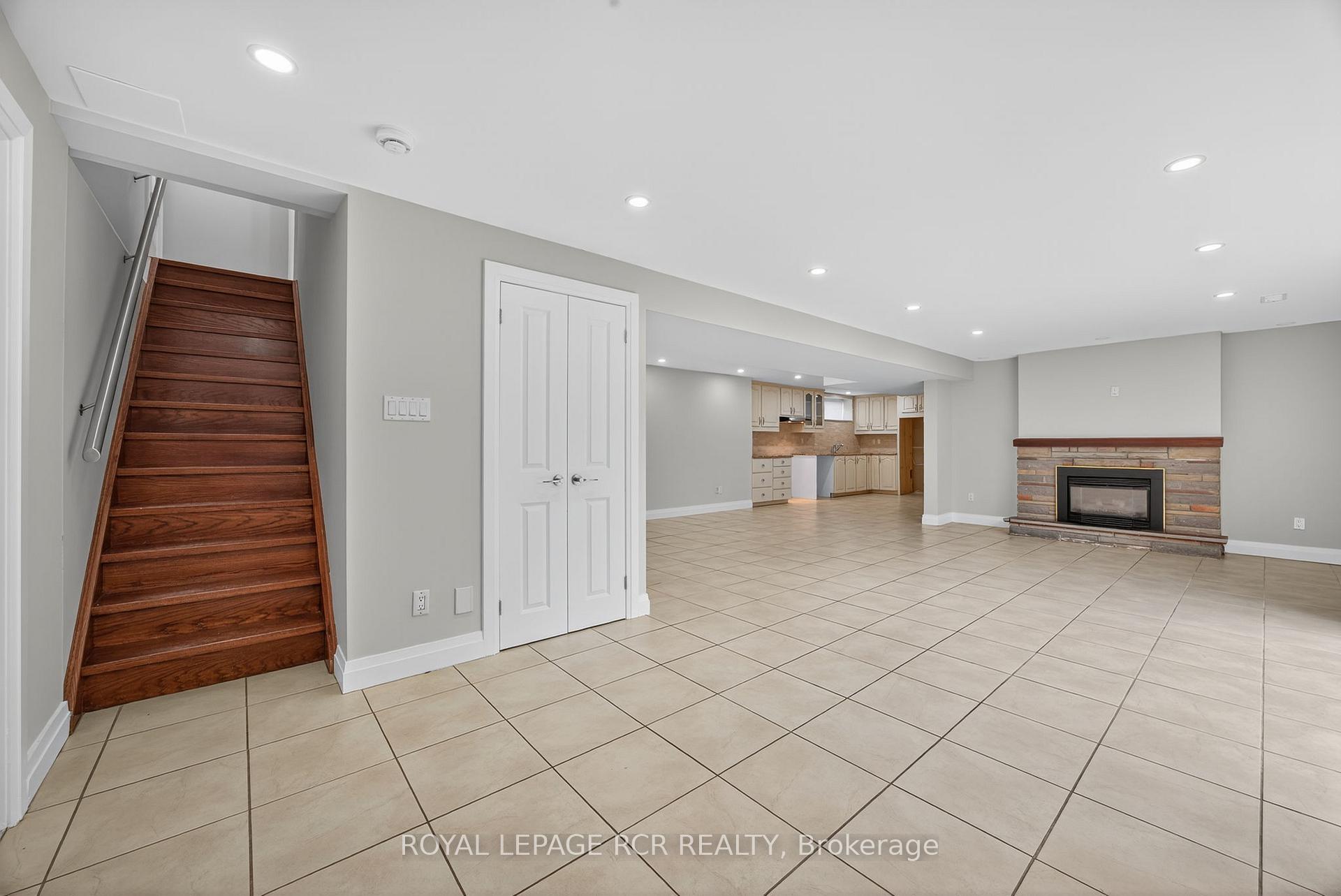 Photo 24 of 52 Elizabeth Drive, King, Nobleton — HOMEH