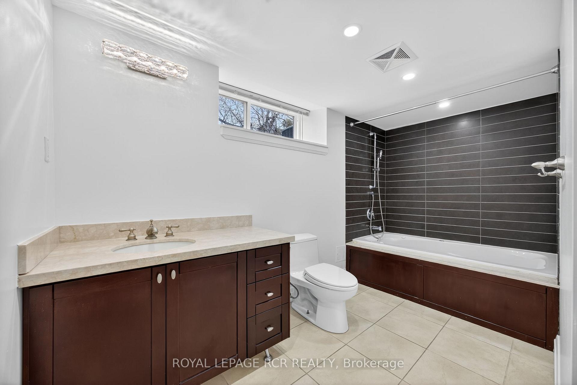 Photo 32 of 52 Elizabeth Drive, King, Nobleton — HOMEH