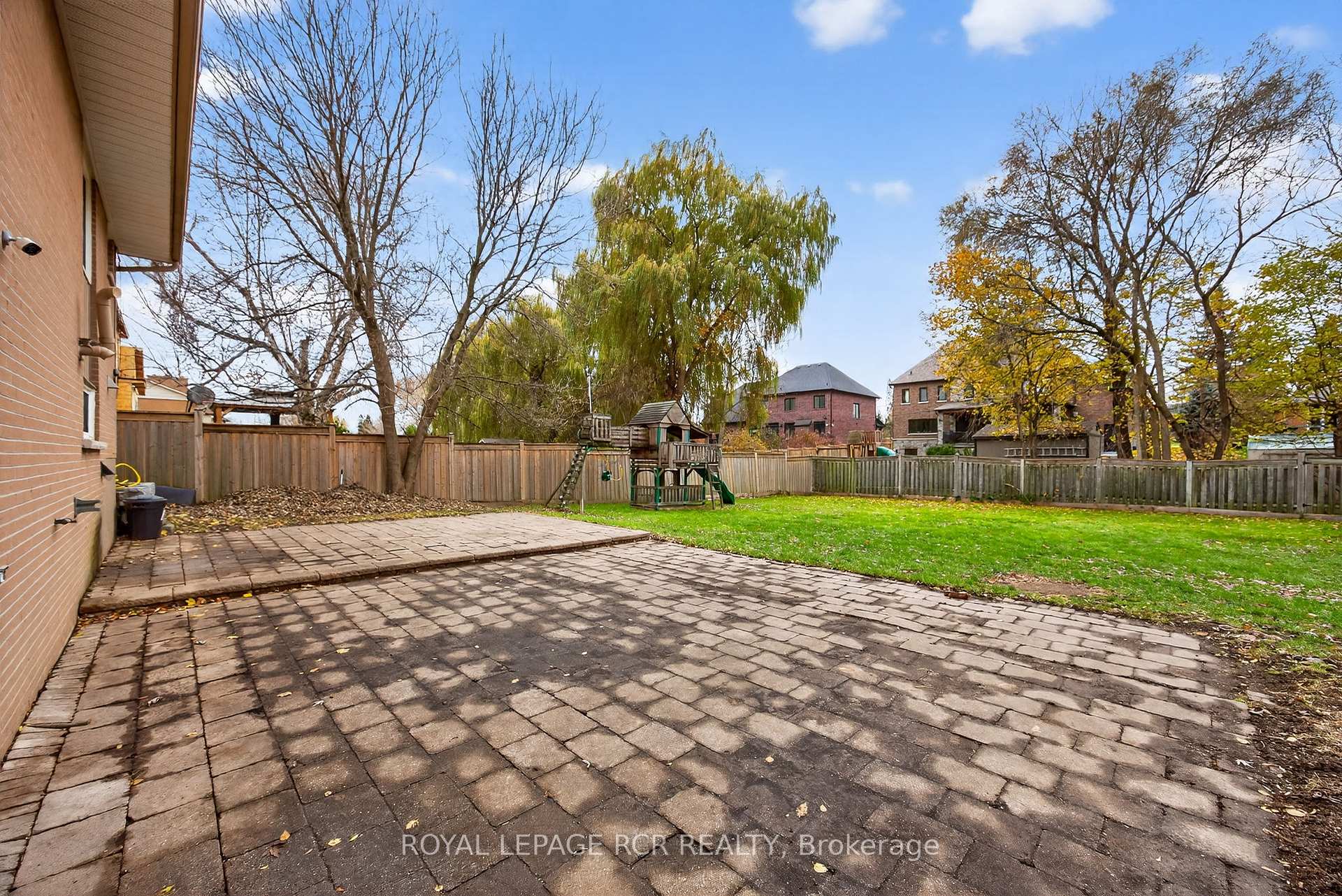 Photo 37 of 52 Elizabeth Drive, King, Nobleton — HOMEH