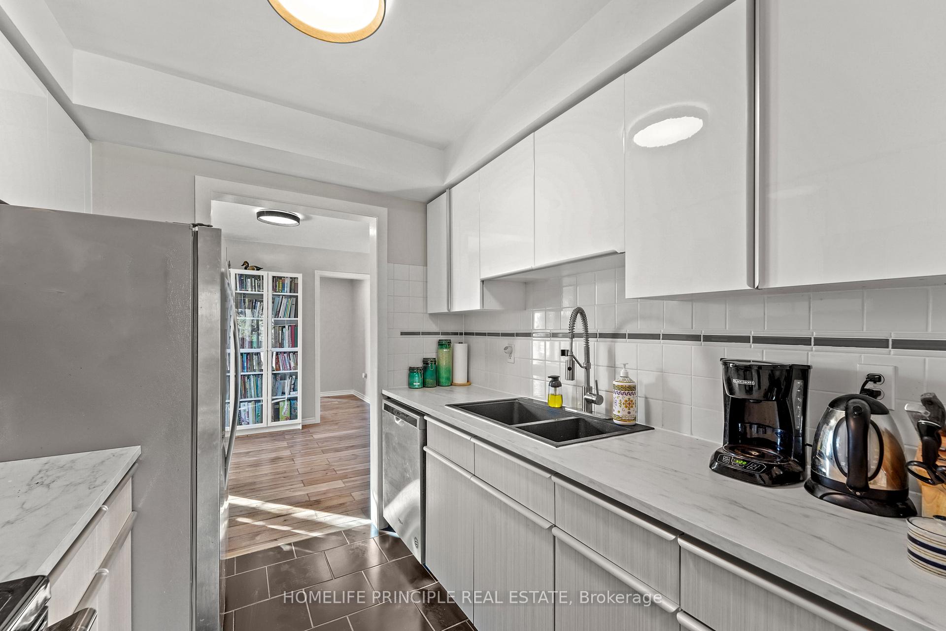 Photo 16 of 3 Bridlefield Crescent, Caledon, Bolton North — HOMEH