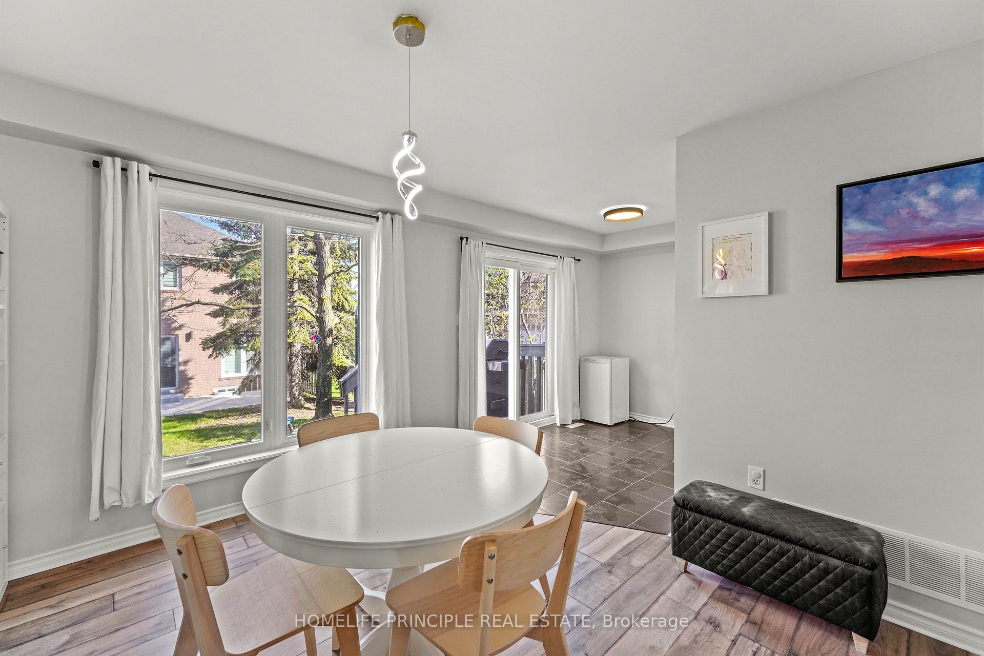 Photo 17 of 3 Bridlefield Crescent, Caledon, Bolton North — HOMEH