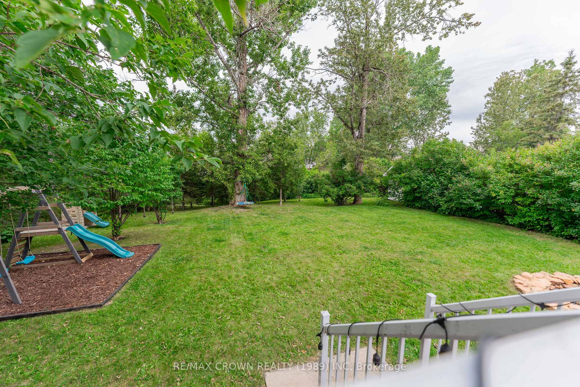 Photo 5 of 7 Sussex Place, Kapuskasing — HOMEH