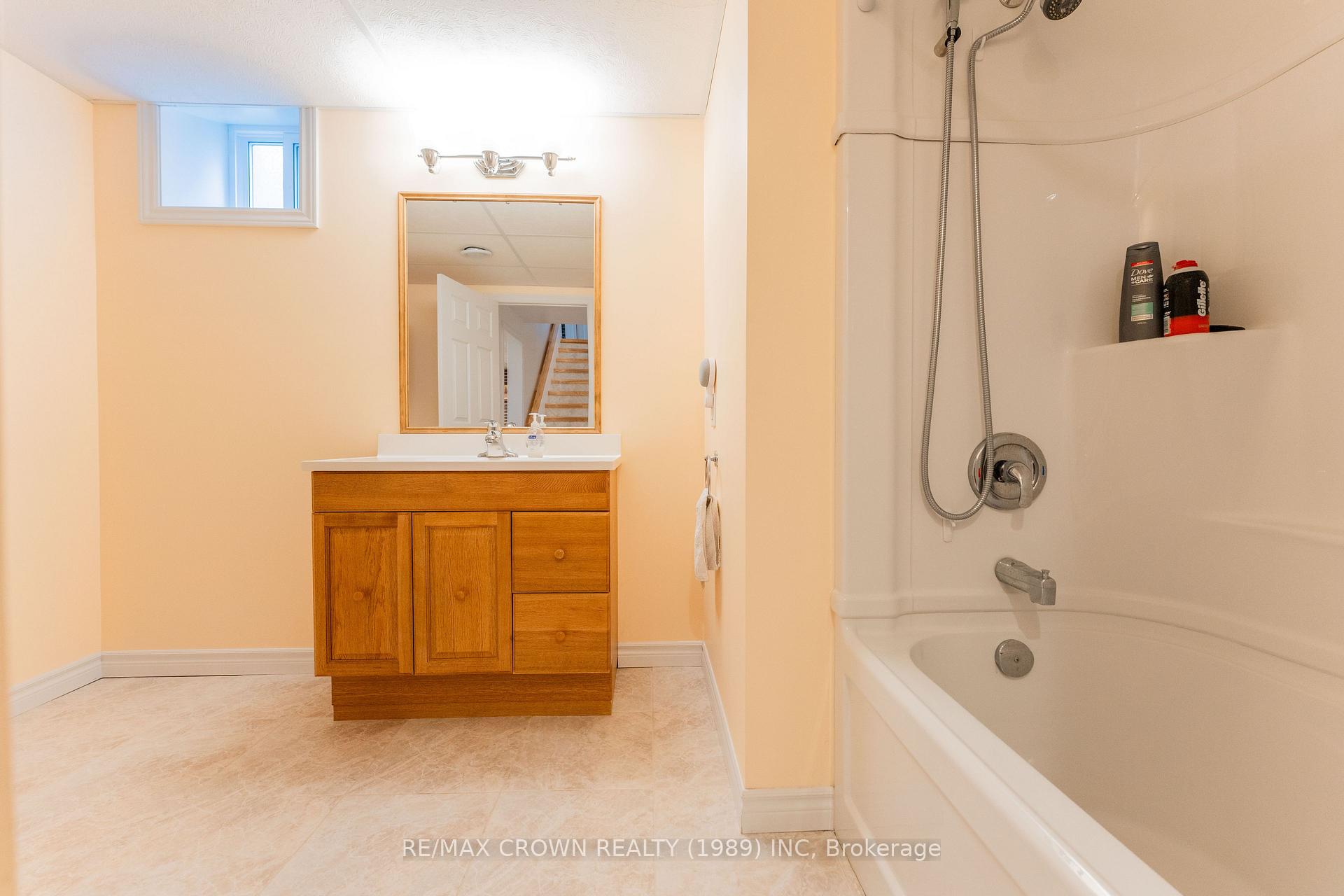 Photo 34 of 7 Sussex Place, Kapuskasing — HOMEH
