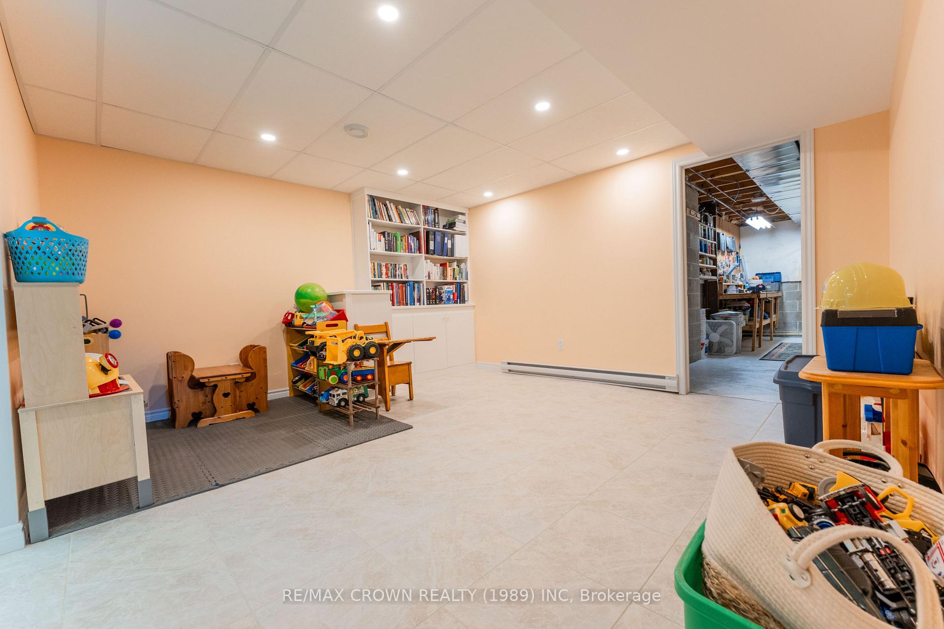 Photo 36 of 7 Sussex Place, Kapuskasing — HOMEH