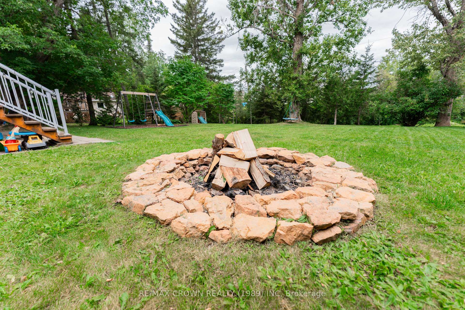 Photo 47 of 7 Sussex Place, Kapuskasing — HOMEH