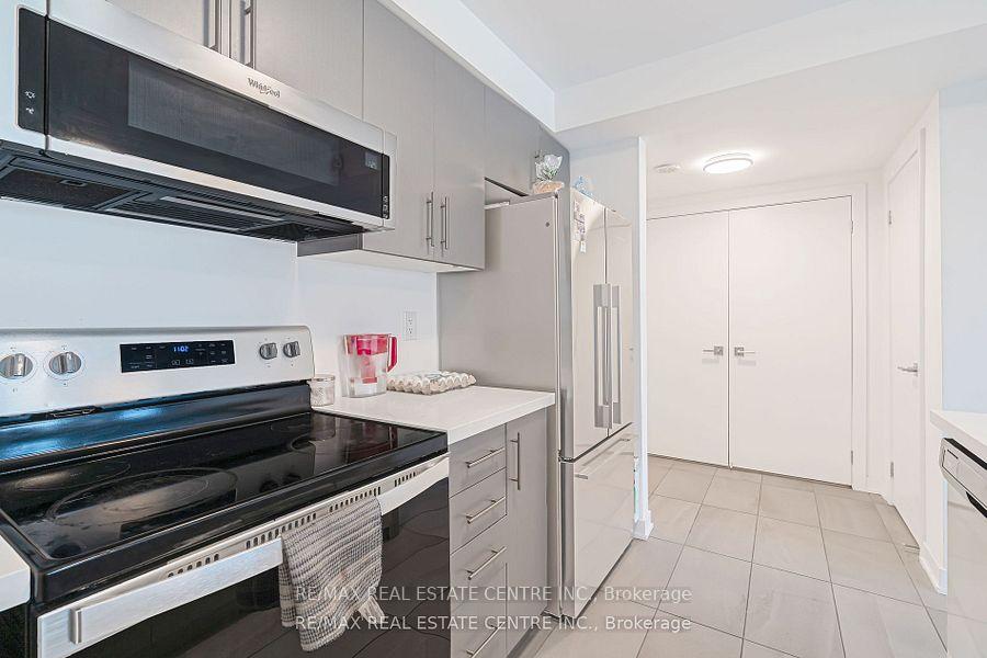 Photo 8 of Unit 10, 175 Veterans Drive, Brampton, Northwest Brampton — HOMEH