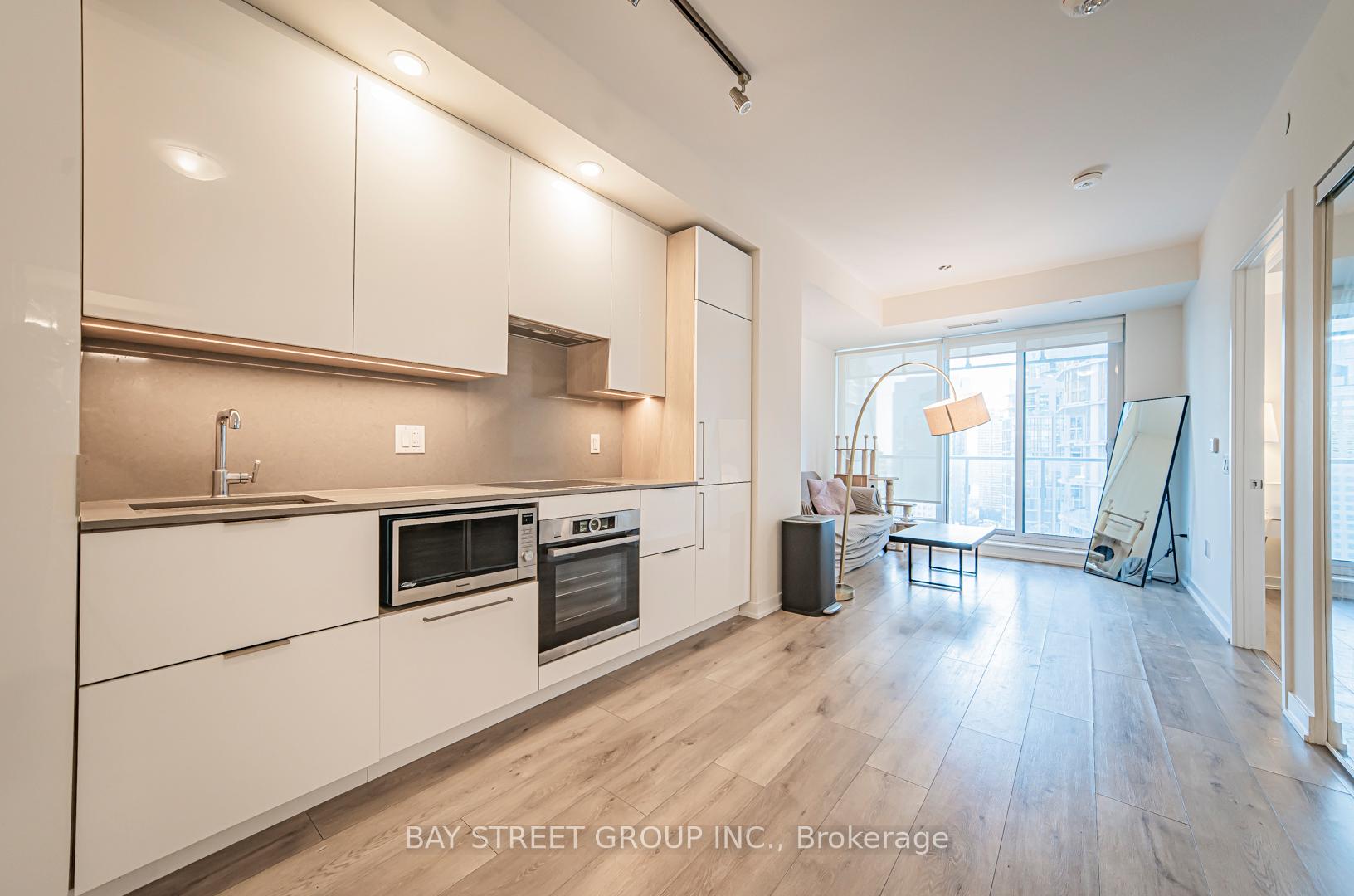 Photo 6 of Unit 2103, 28 Freeland Street, Toronto, Waterfront Communities — HOMEH