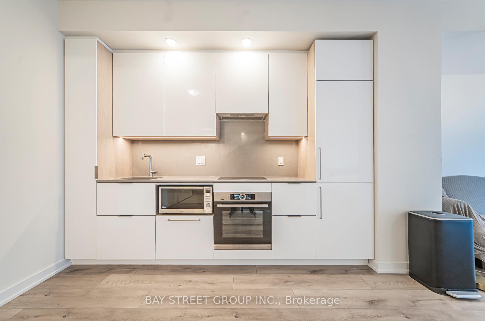 Photo 8 of Unit 2103, 28 Freeland Street, Toronto, Waterfront Communities — HOMEH