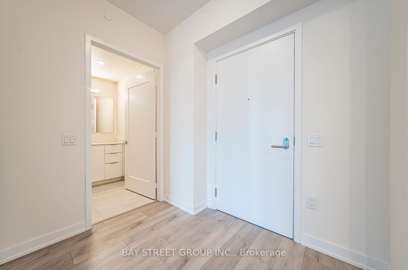 Photo 11 of Unit 2103, 28 Freeland Street, Toronto, Waterfront Communities — HOMEH