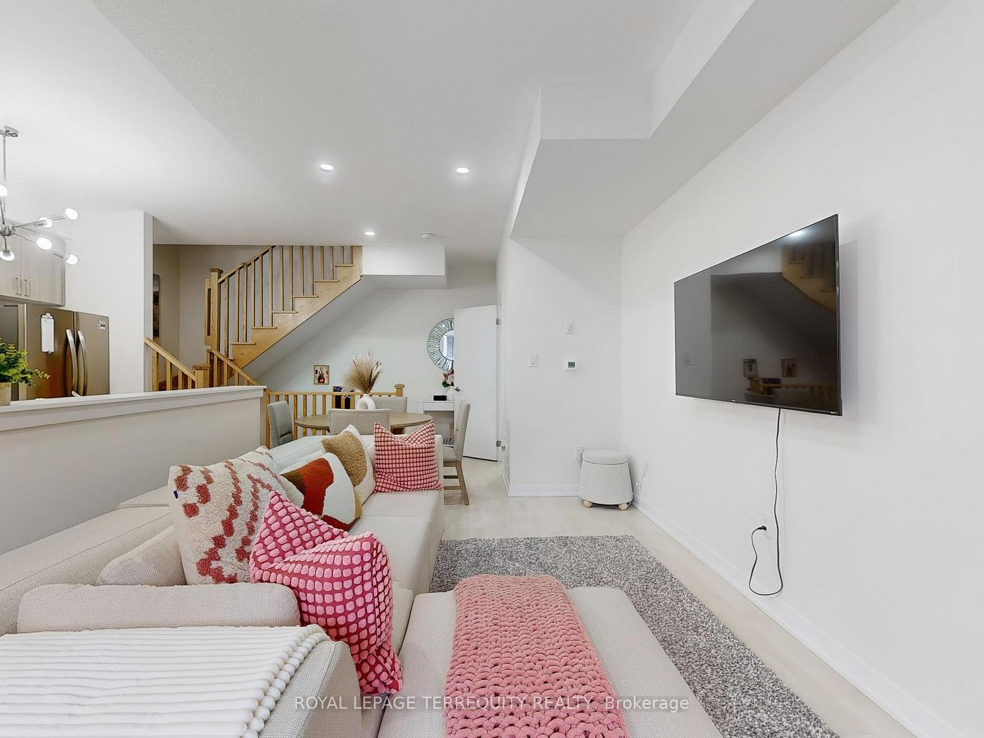 Photo 12 of Unit 106, 1865 Pickering Parkway, Pickering, Village East — HOMEH