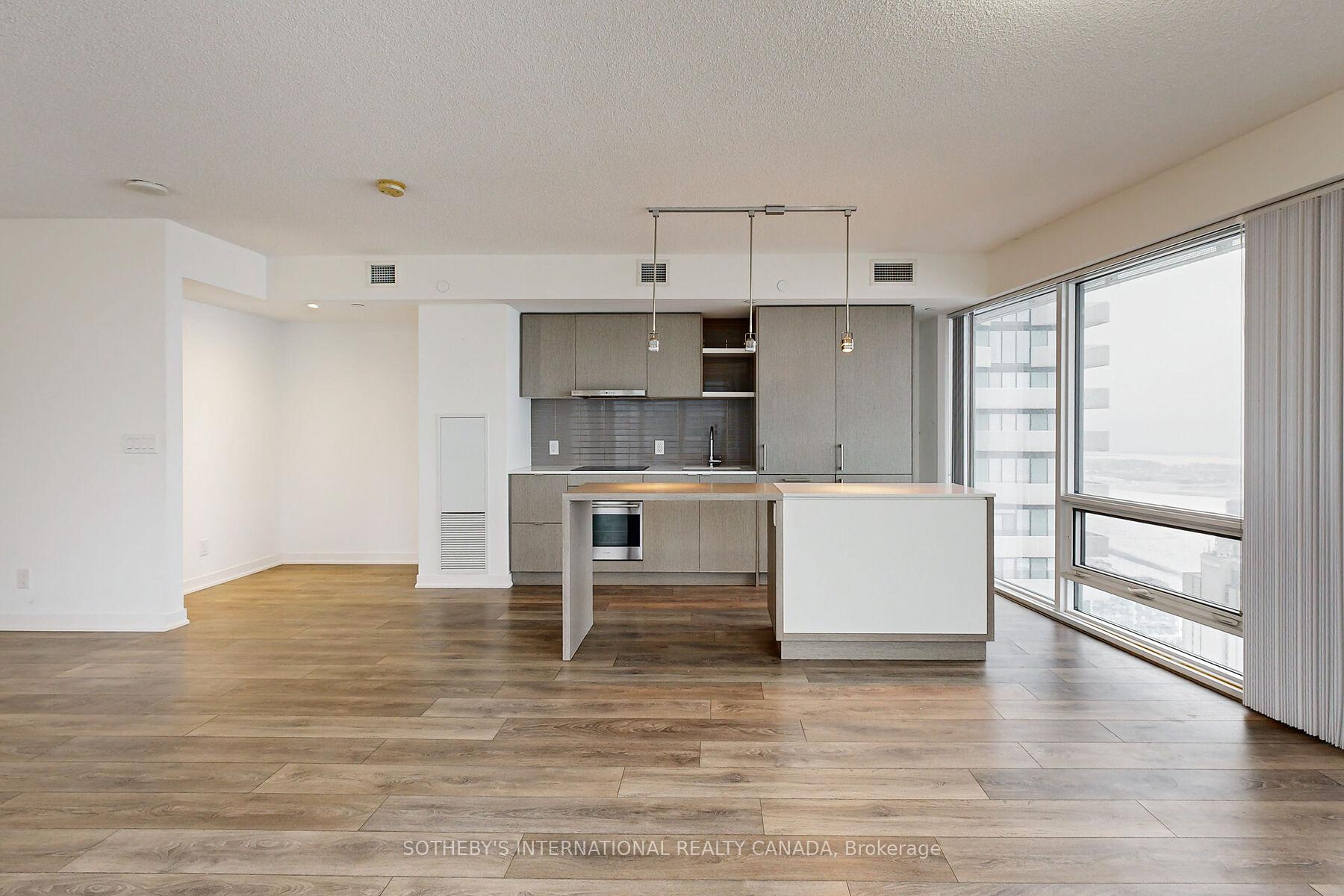 Photo 6 of Unit 5110, 100 Harbour Street, Toronto, Waterfront Communities — HOMEH