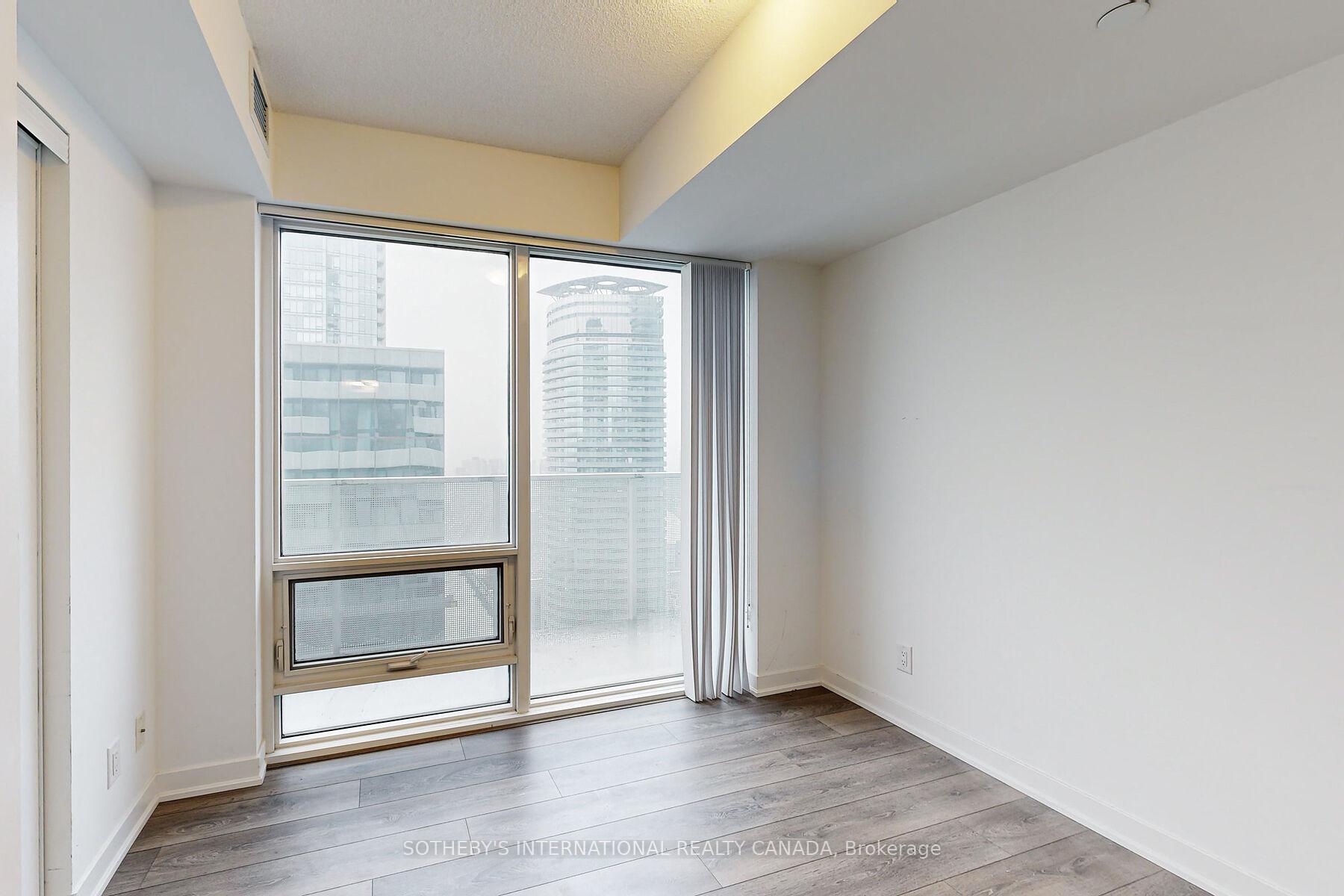 Photo 20 of Unit 5110, 100 Harbour Street, Toronto, Waterfront Communities — HOMEH