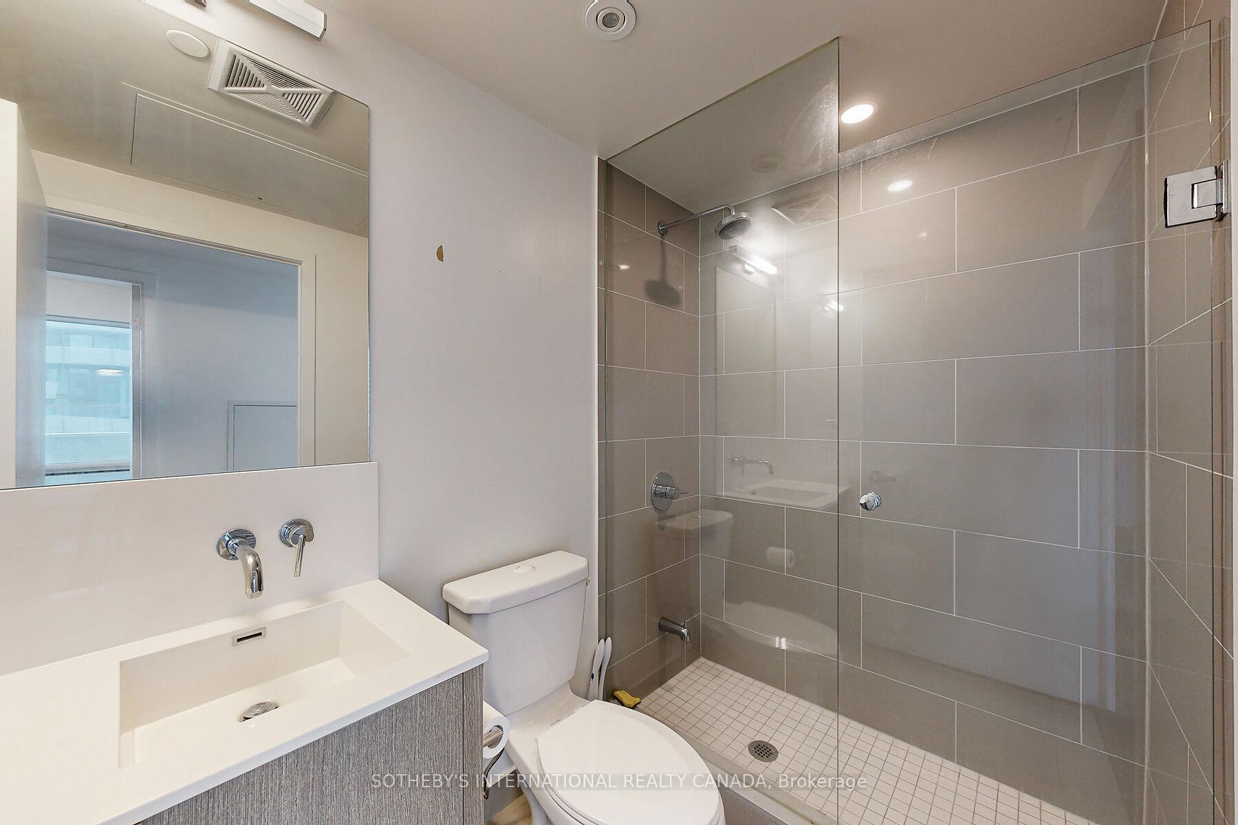 Photo 38 of Unit 5110, 100 Harbour Street, Toronto, Waterfront Communities — HOMEH
