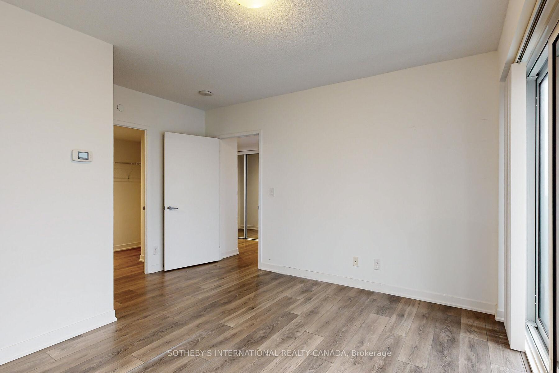 Photo 42 of Unit 5110, 100 Harbour Street, Toronto, Waterfront Communities — HOMEH