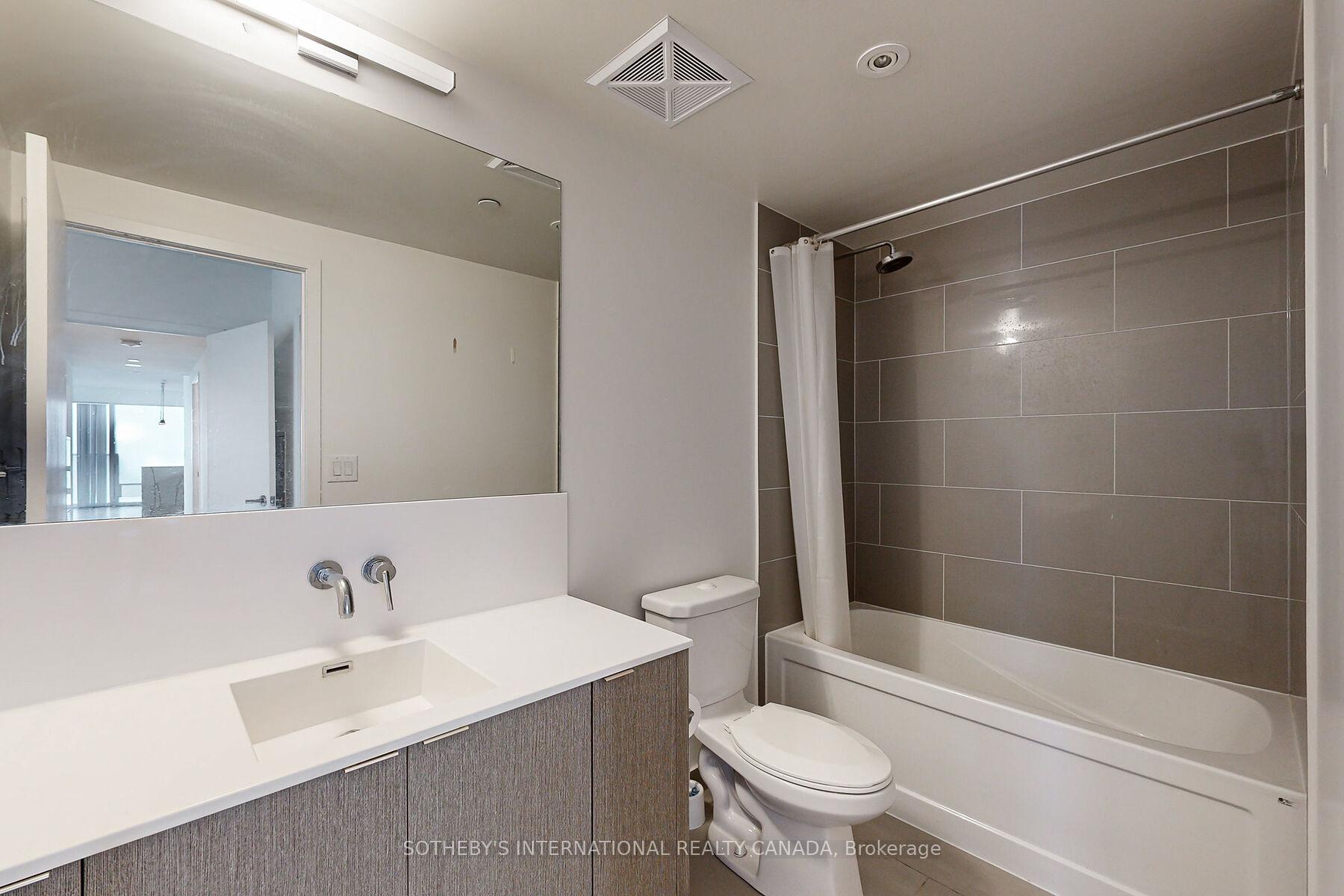 Photo 39 of Unit 5110, 100 Harbour Street, Toronto, Waterfront Communities — HOMEH