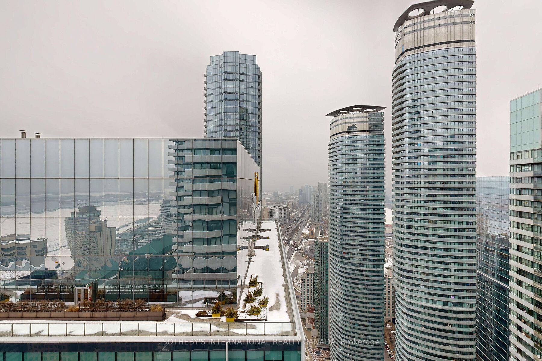 Photo 32 of Unit 5110, 100 Harbour Street, Toronto, Waterfront Communities — HOMEH