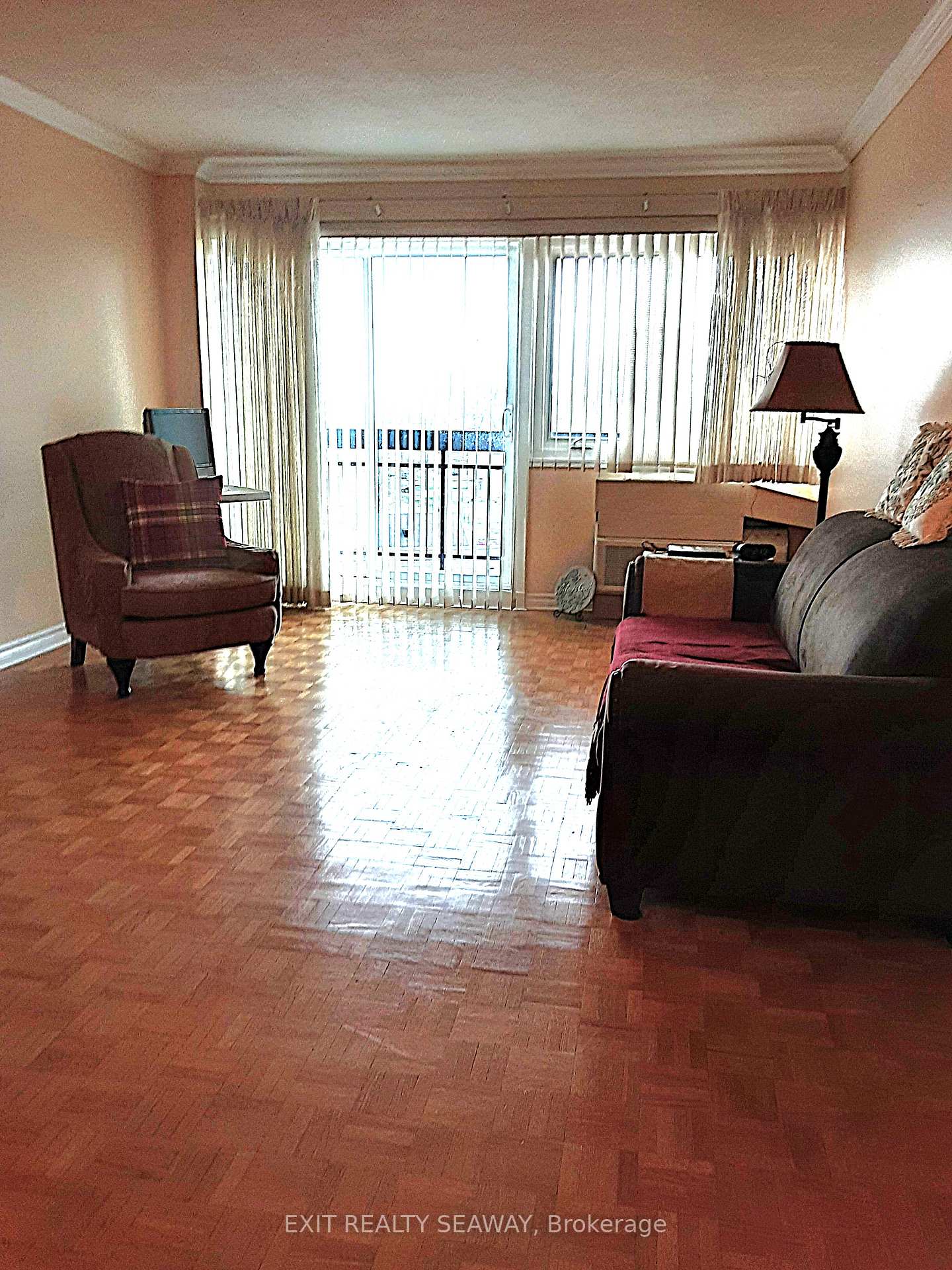 Photo 11 of Unit 701, 308 Second Street E, Cornwall — HOMEH