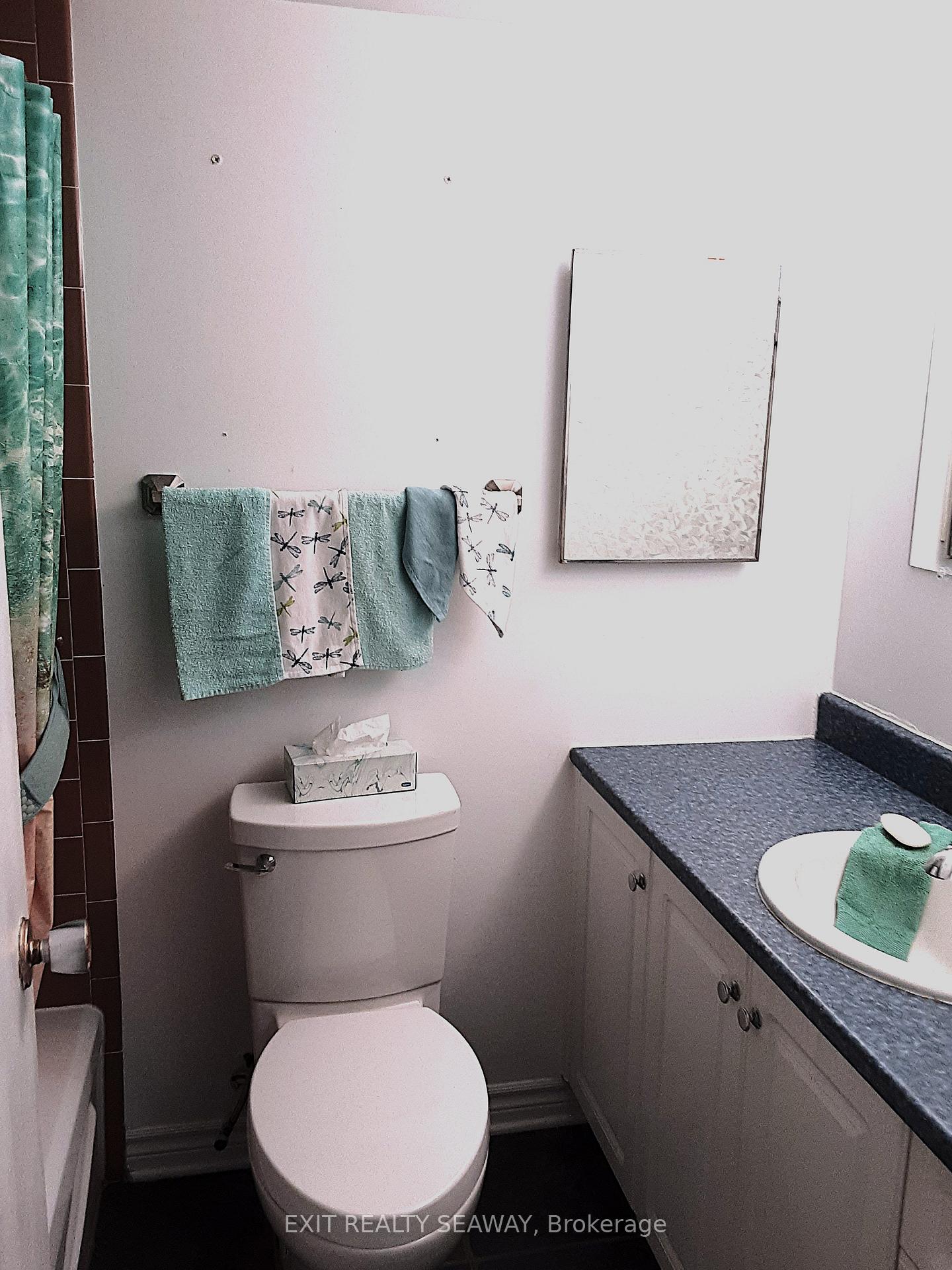 Photo 12 of Unit 701, 308 Second Street E, Cornwall — HOMEH