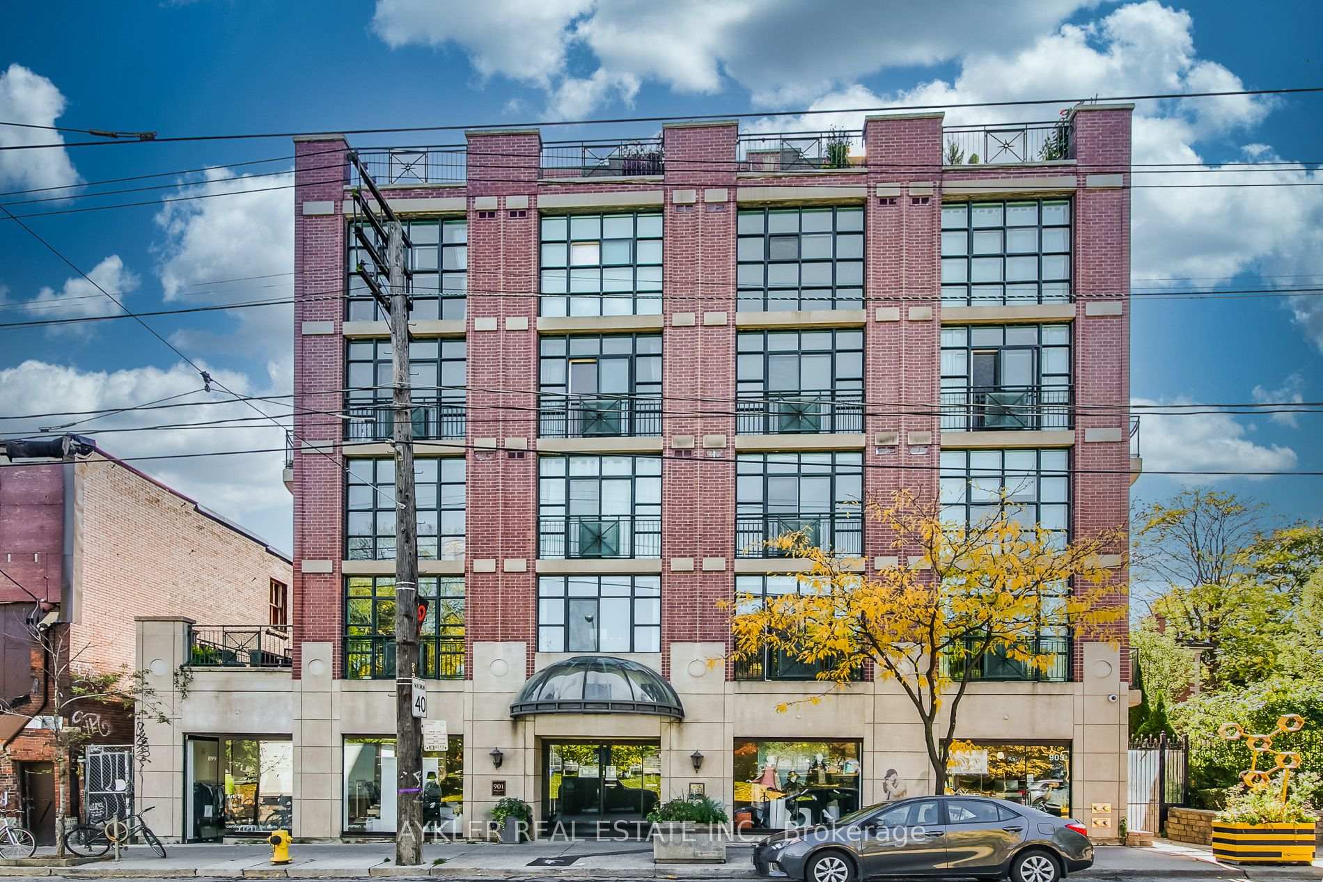 Photo 1 of Unit 604, 901 Queen Street W, Toronto, Trinity-Bellwoods — HOMEH