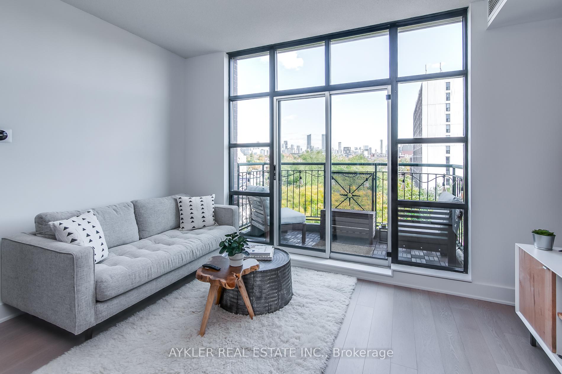 Photo 18 of Unit 604, 901 Queen Street W, Toronto, Trinity-Bellwoods — HOMEH