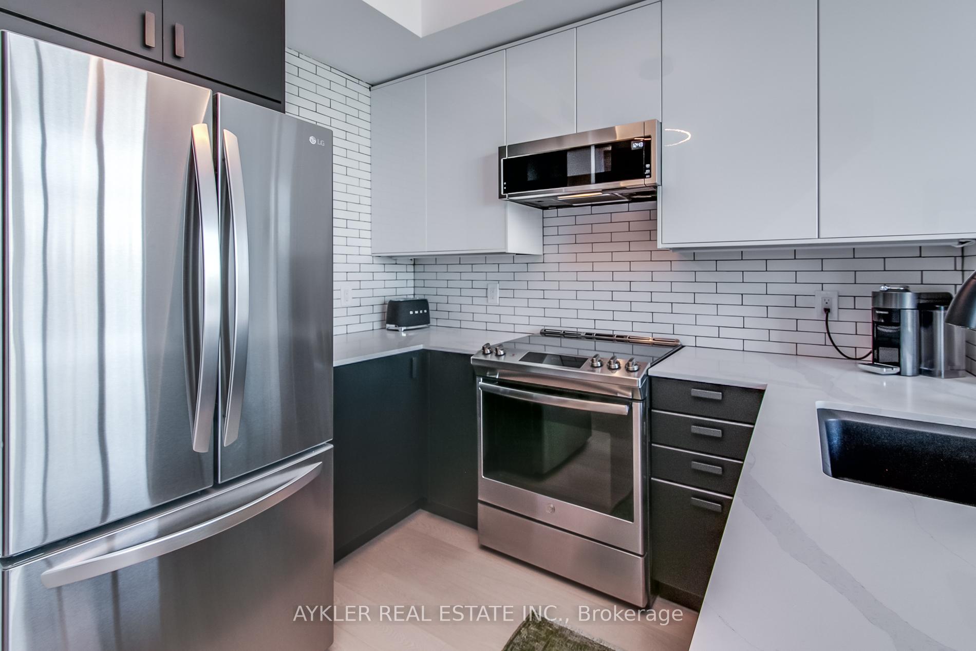 Photo 19 of Unit 604, 901 Queen Street W, Toronto, Trinity-Bellwoods — HOMEH