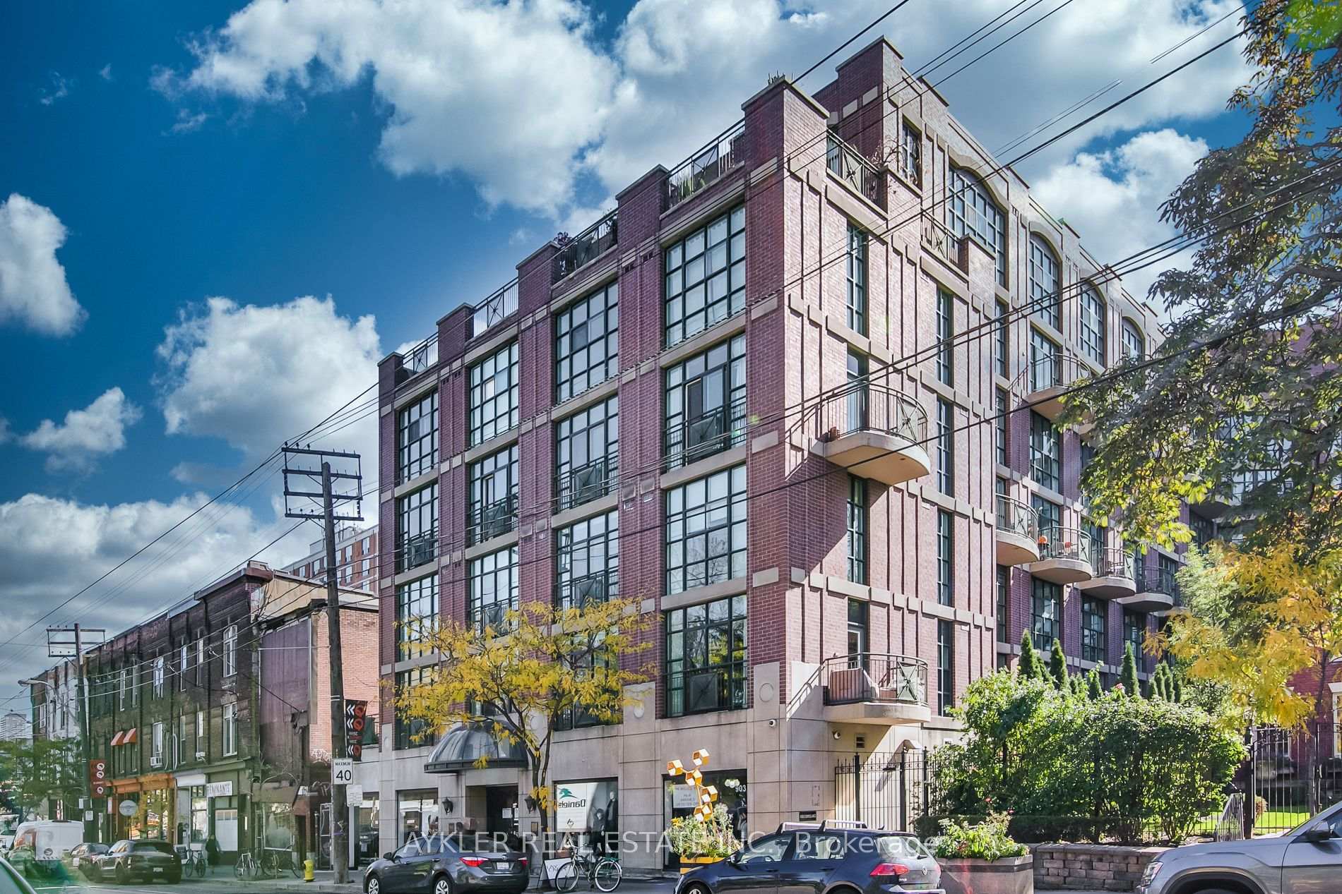 Photo 20 of Unit 604, 901 Queen Street W, Toronto, Trinity-Bellwoods — HOMEH