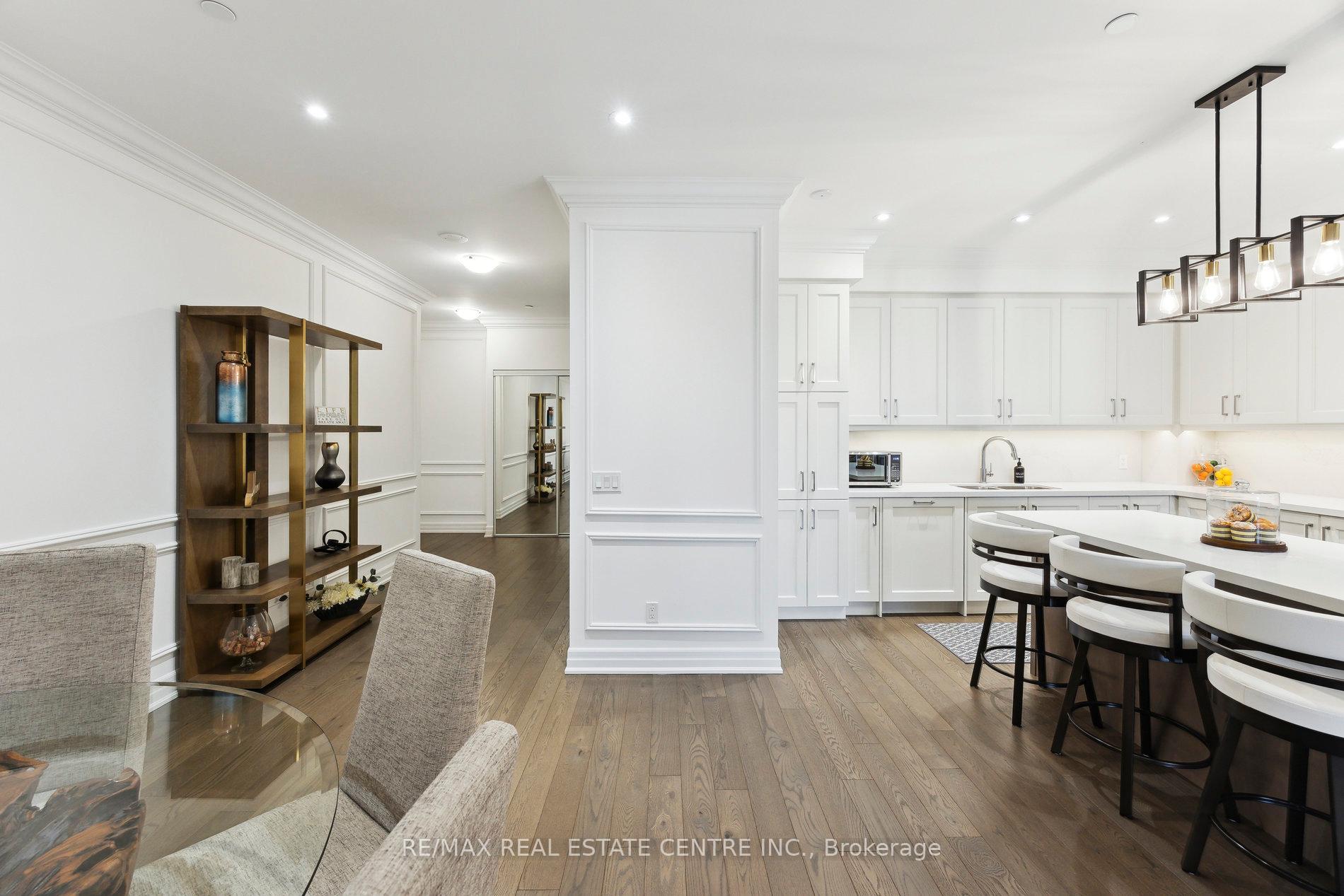 Photo 14 of Unit 204, 9075 Jane Street, Vaughan, Concord — HOMEH