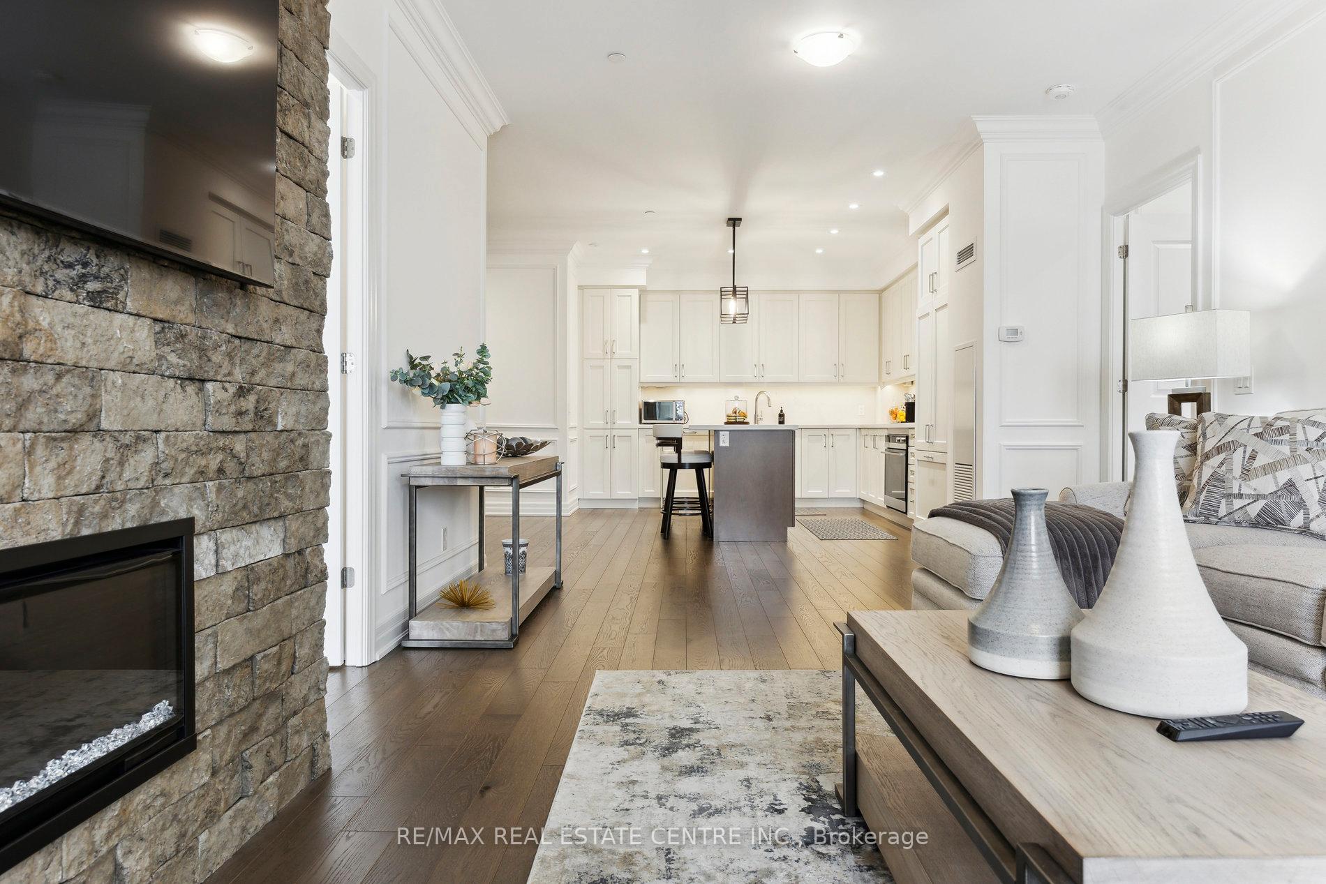 Photo 17 of Unit 204, 9075 Jane Street, Vaughan, Concord — HOMEH