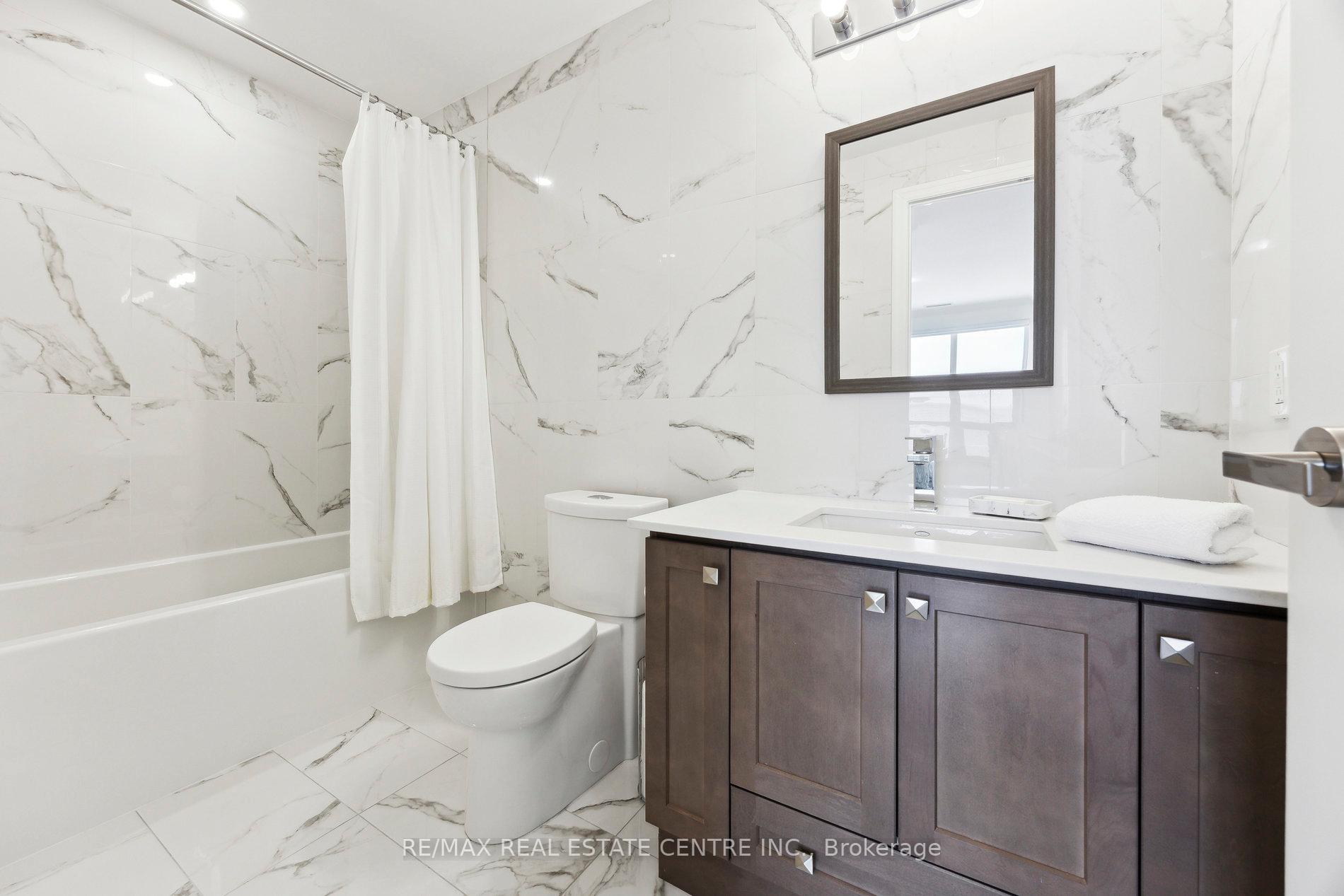 Photo 34 of Unit 204, 9075 Jane Street, Vaughan, Concord — HOMEH