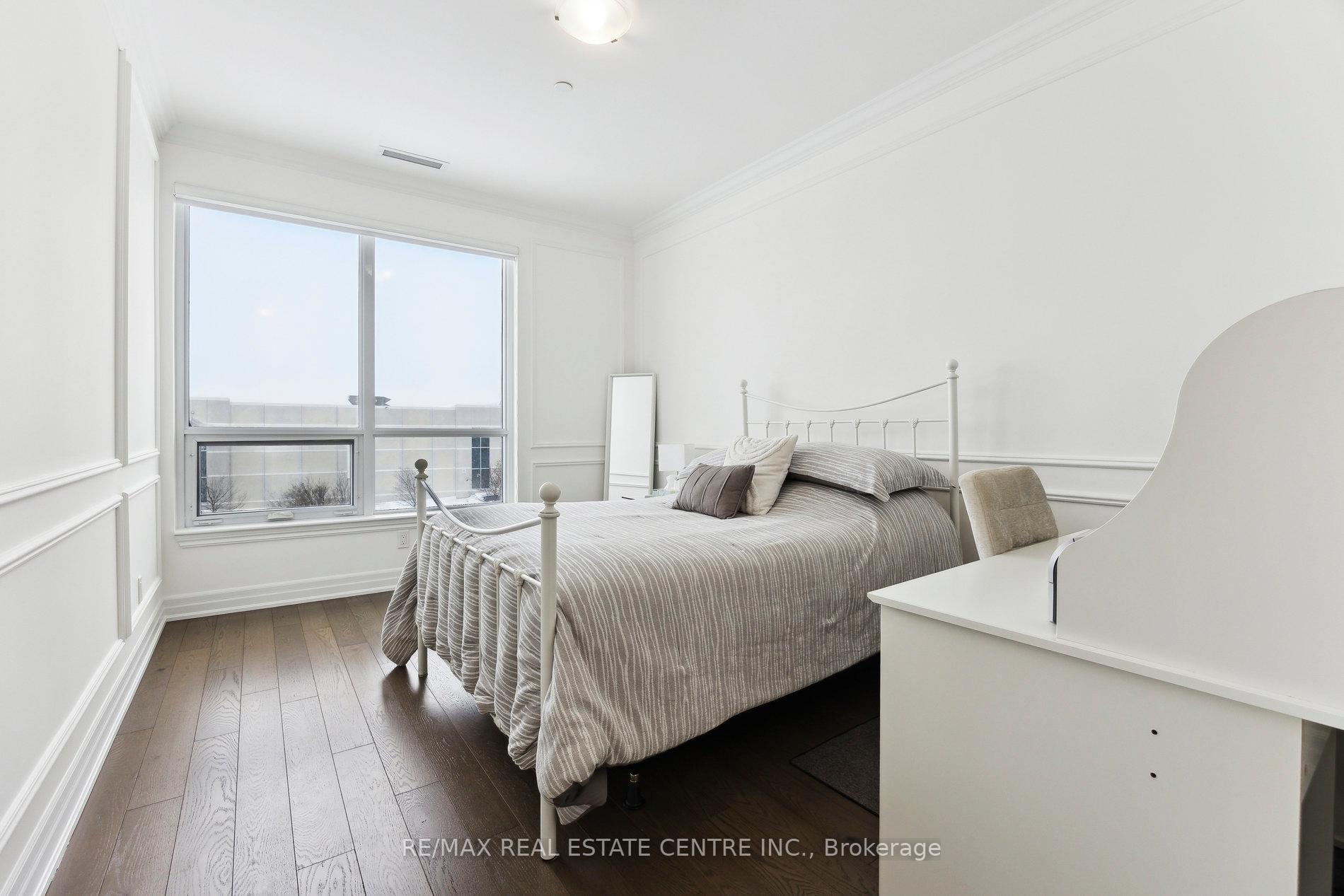 Photo 35 of Unit 204, 9075 Jane Street, Vaughan, Concord — HOMEH