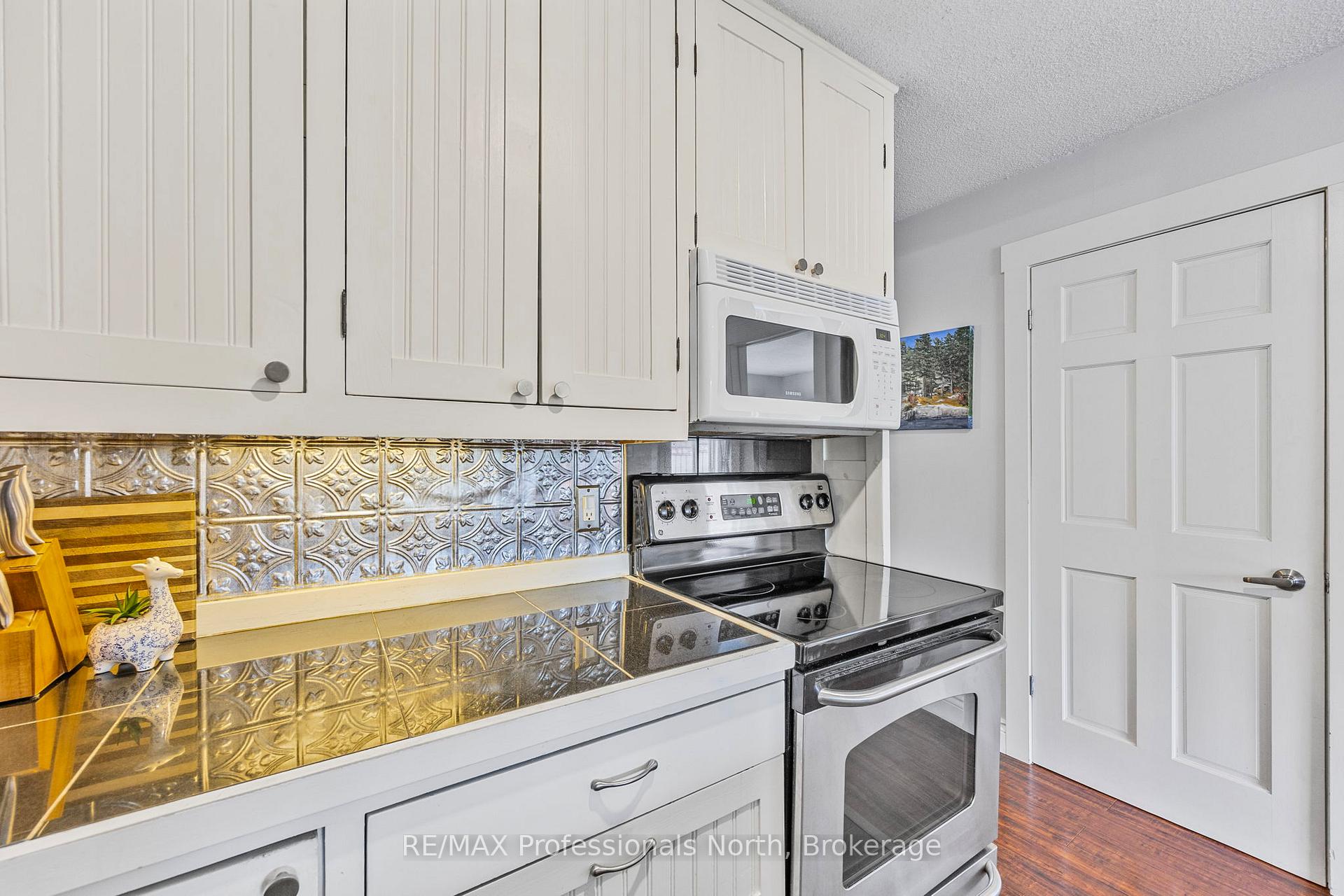 Photo 11 of Unit 55, 19 Dawson Drive, Collingwood — HOMEH
