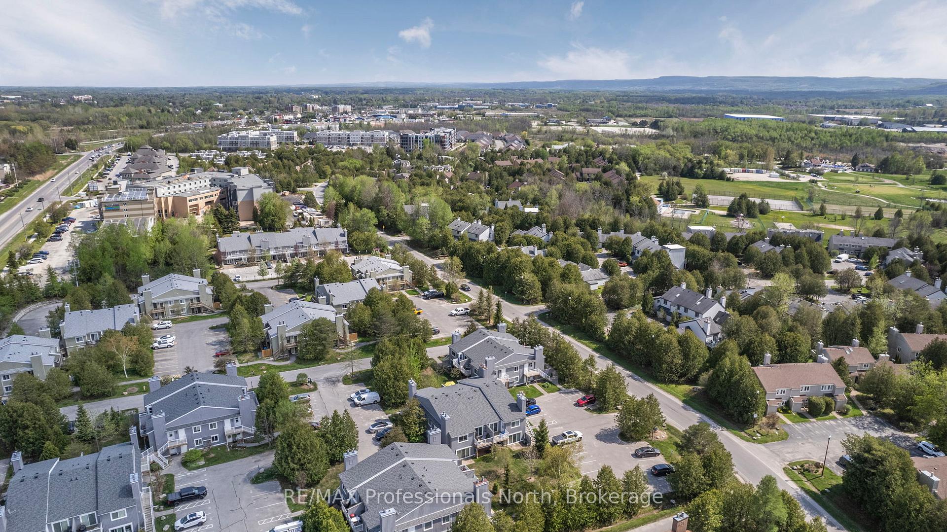 Photo 41 of Unit 55, 19 Dawson Drive, Collingwood — HOMEH