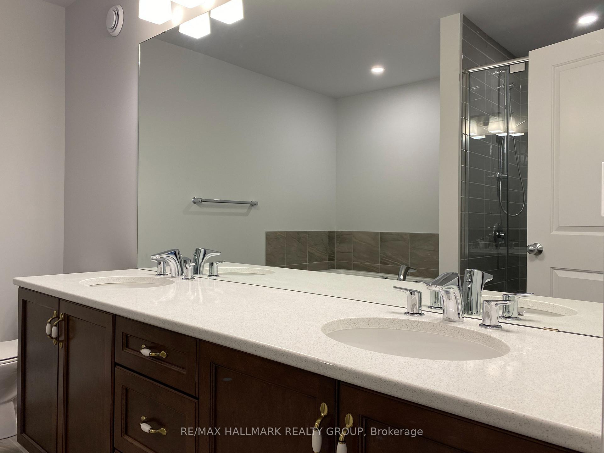 Photo 20 of 515 Pimiwidon Street, Ottawa, CFB Rockcliffe and Area — HOMEH
