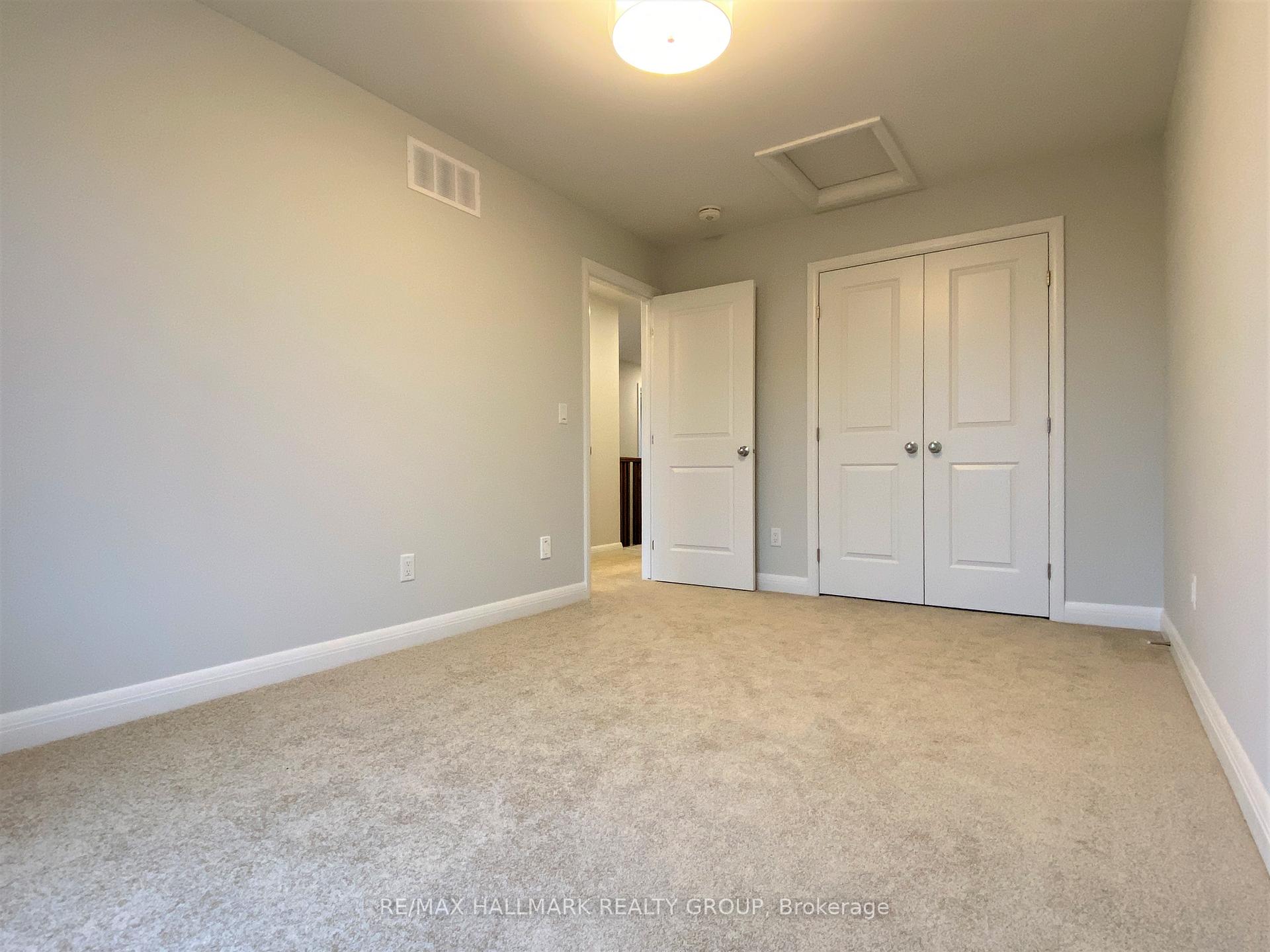 Photo 23 of 515 Pimiwidon Street, Ottawa, CFB Rockcliffe and Area — HOMEH